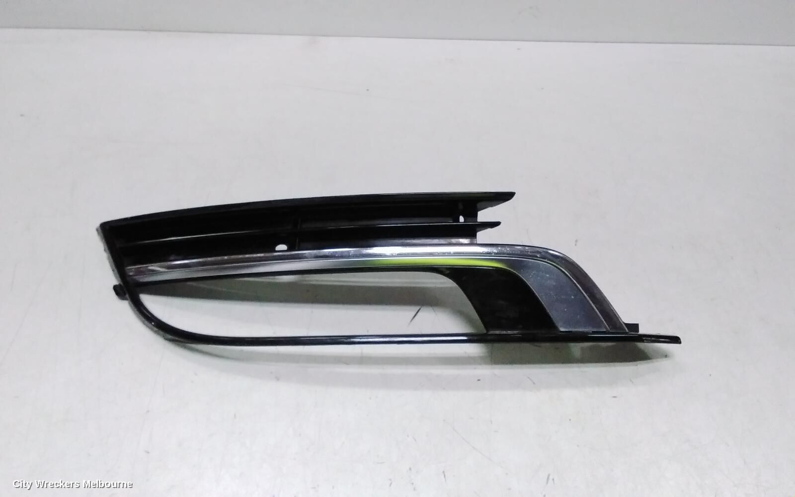 VOLKSWAGEN PASSAT 2012 Left Indicator/Fog/Side