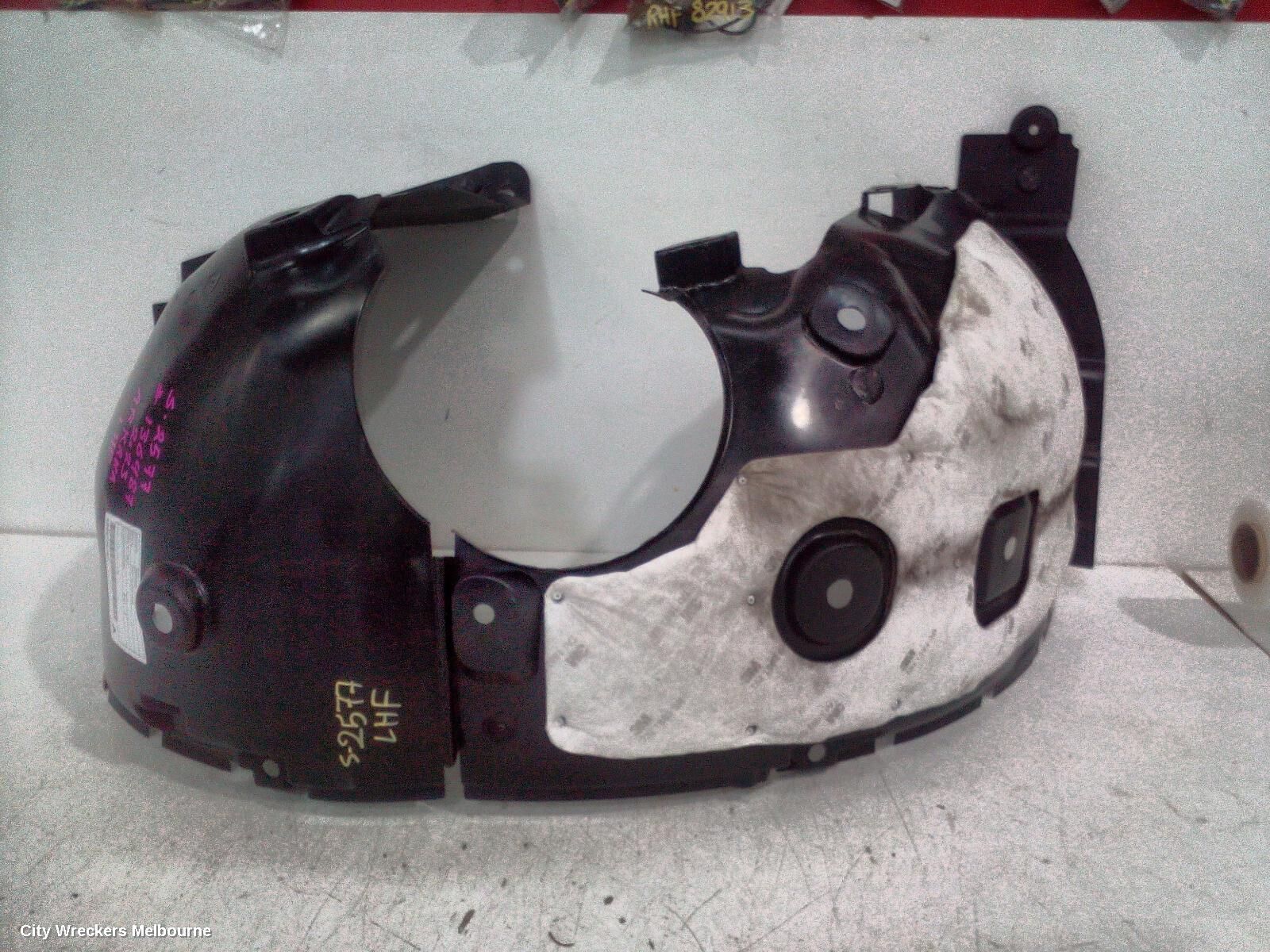 RENAULT ARKANA 2023 Left Guard Liner