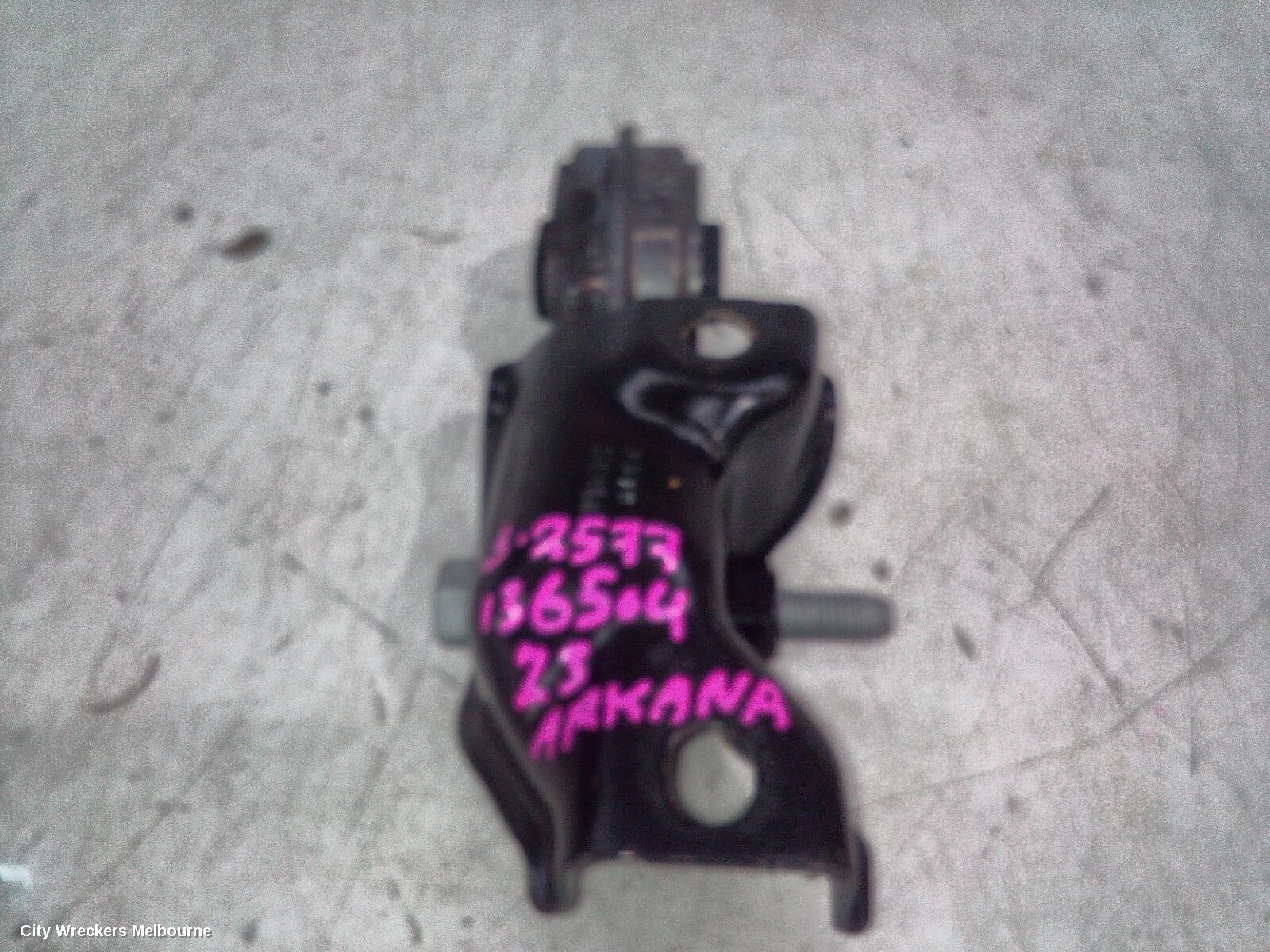 RENAULT ARKANA 2023 Mount