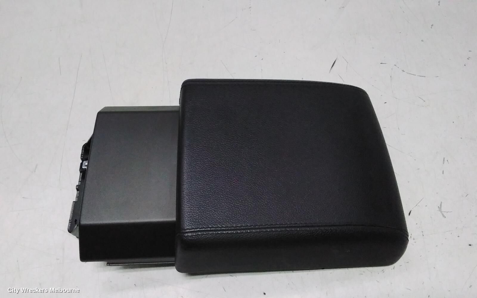 LAND ROVER RANGEROVER EVOQUE 2015 Console