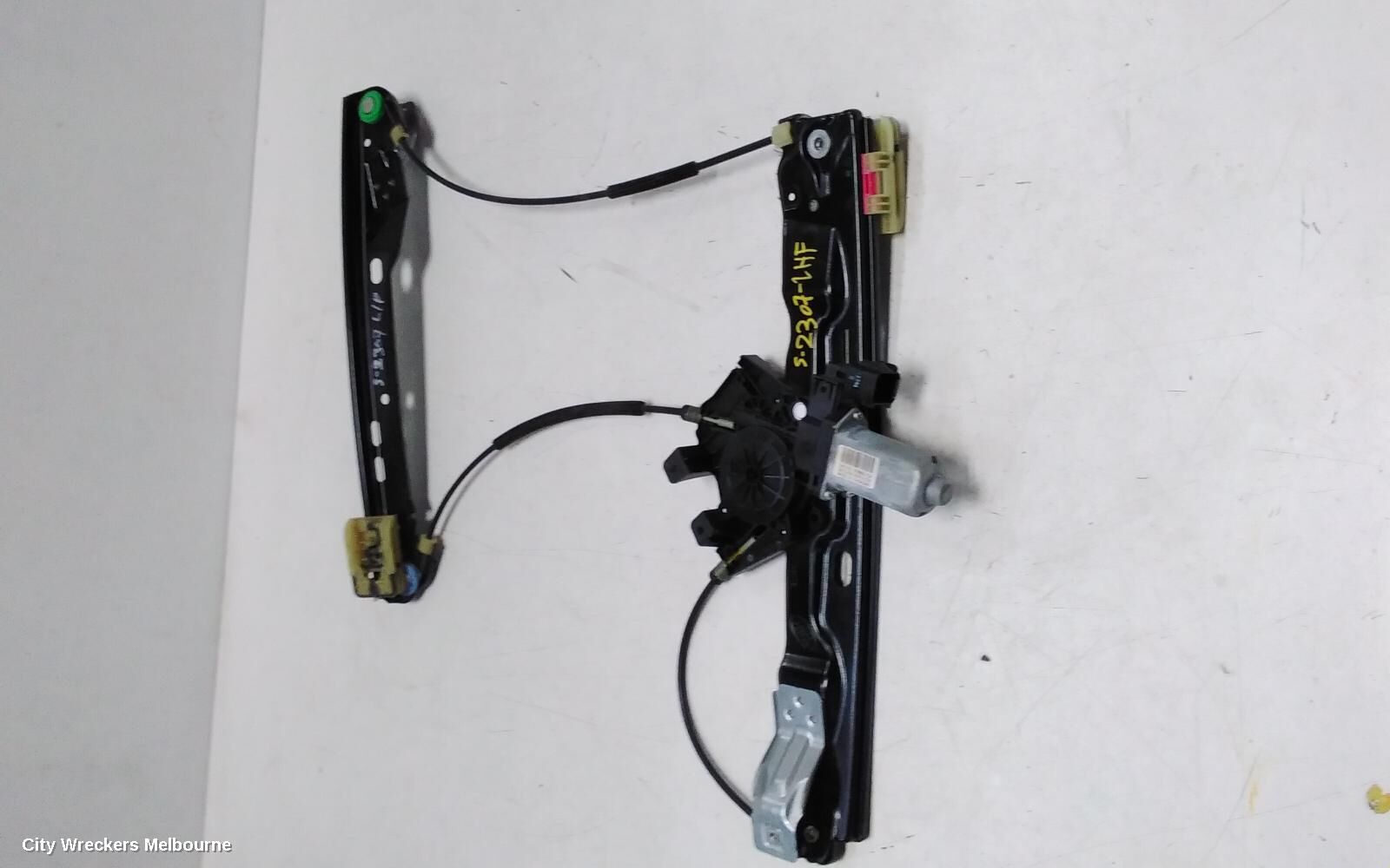 LAND ROVER RANGEROVER EVOQUE 2015 Left Front Window Reg/Motor