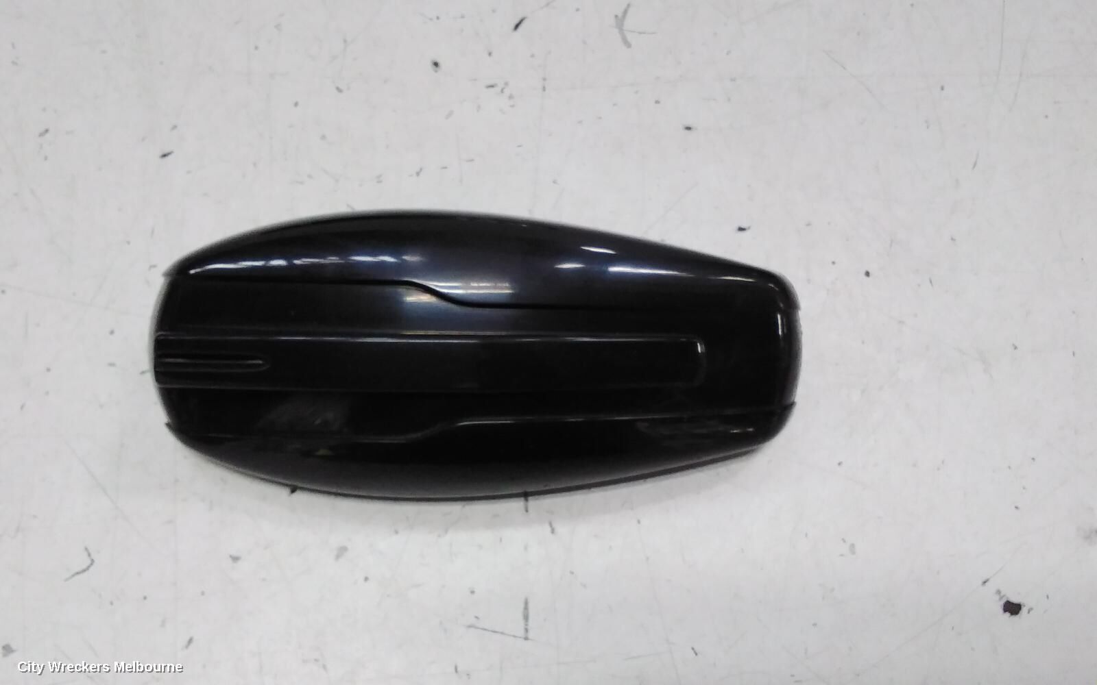 LAND ROVER RANGEROVER EVOQUE 2015 Antenna