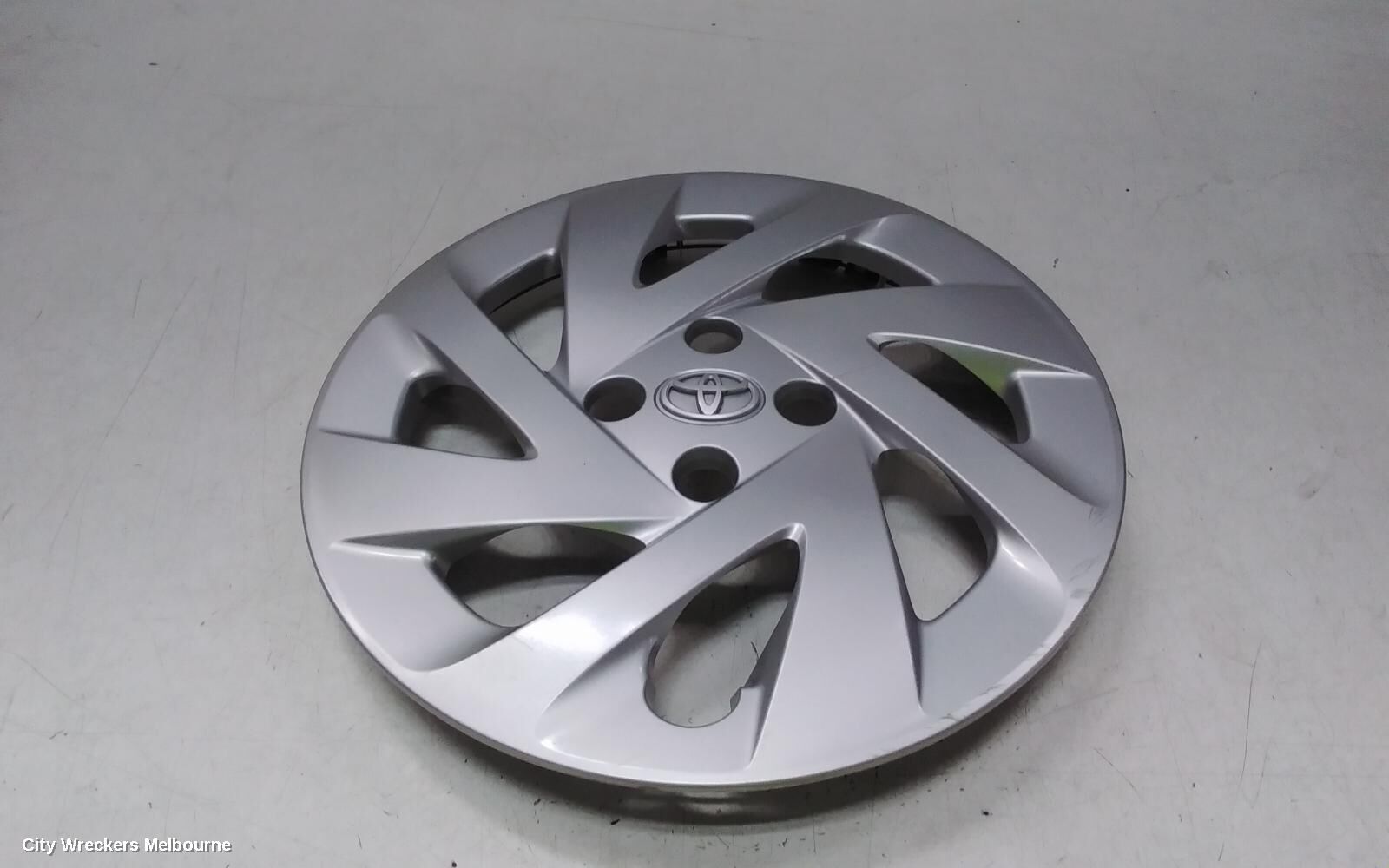 TOYOTA COROLLA 2017 Wheel Cover/Hub Cap