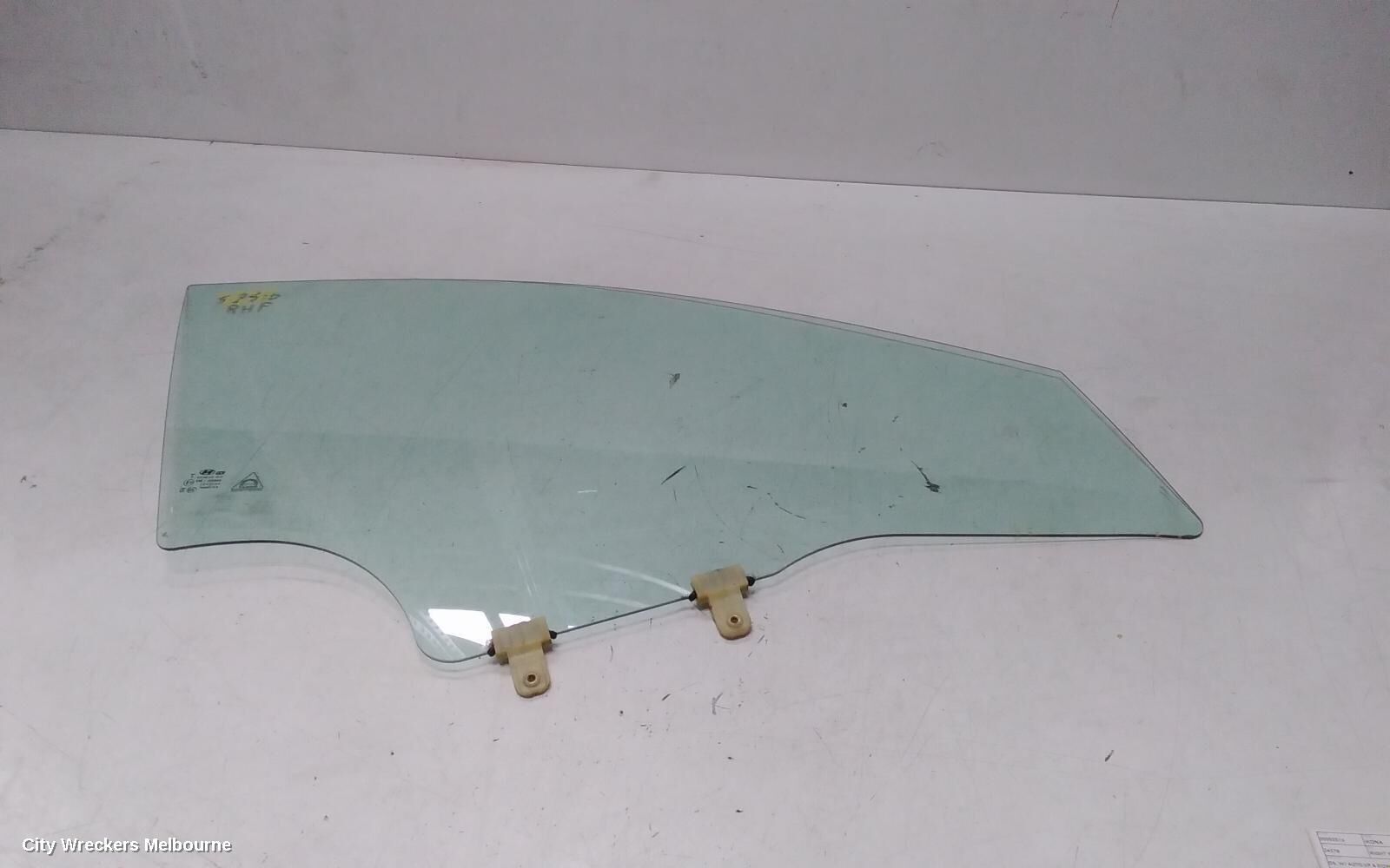 HYUNDAI KONA 2018 Right Front Door Window