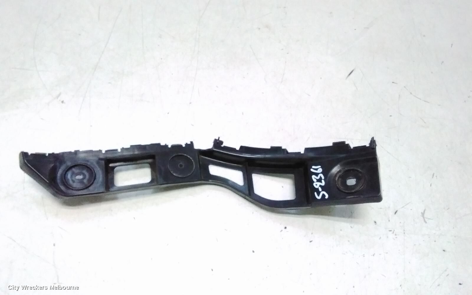 VOLKSWAGEN POLO 2013 Misc Bracket