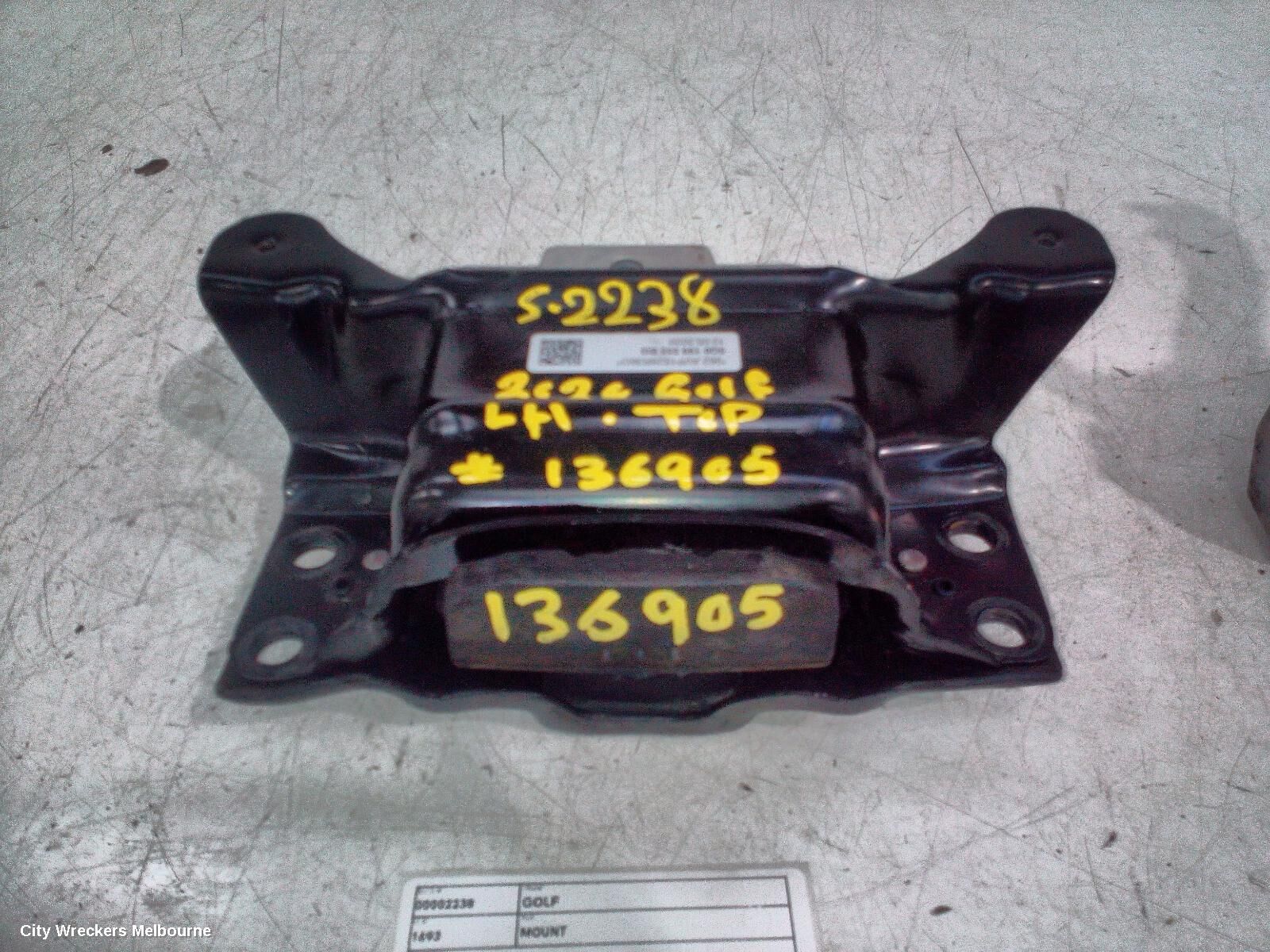 VOLKSWAGEN GOLF 2020 Mount