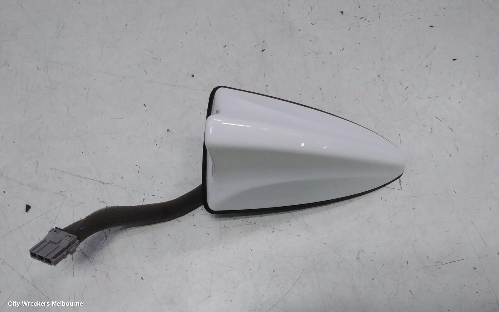 HYUNDAI TUCSON 2019 Antenna