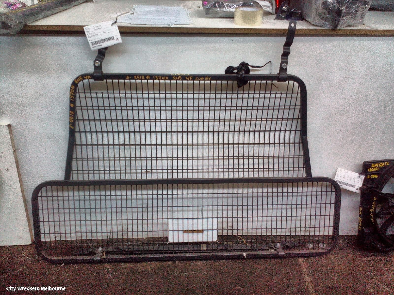 HOLDEN COMMODORE 2015 Cargo Barrier