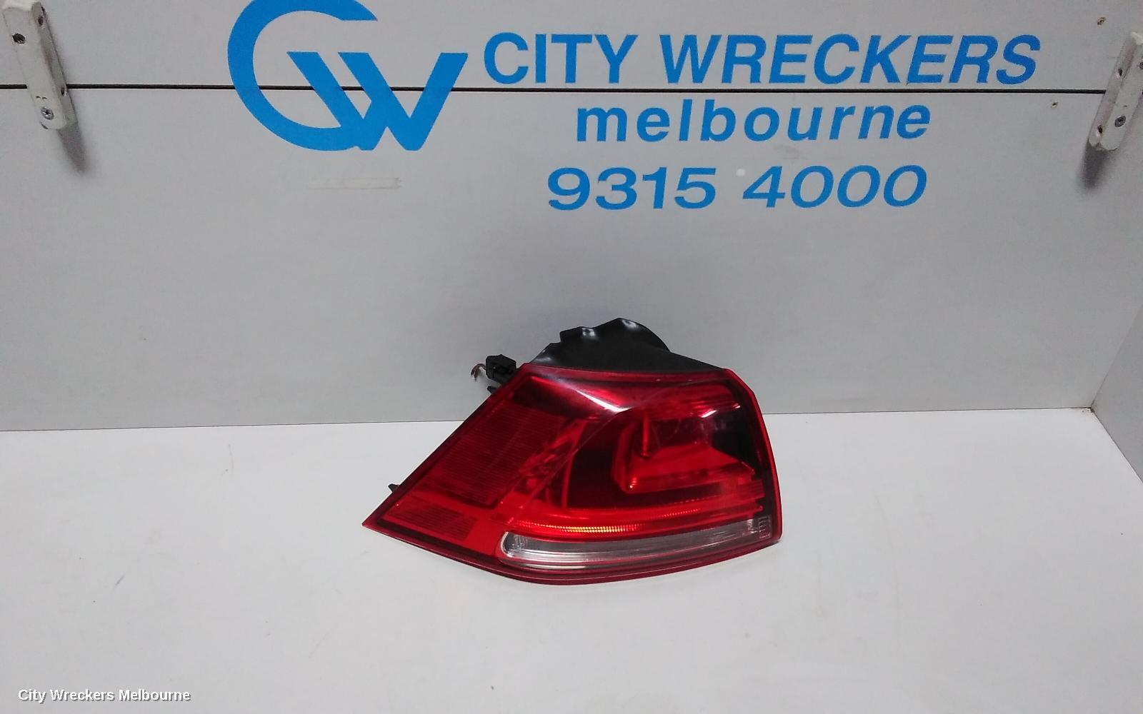 VOLKSWAGEN GOLF 2013 Left Taillight