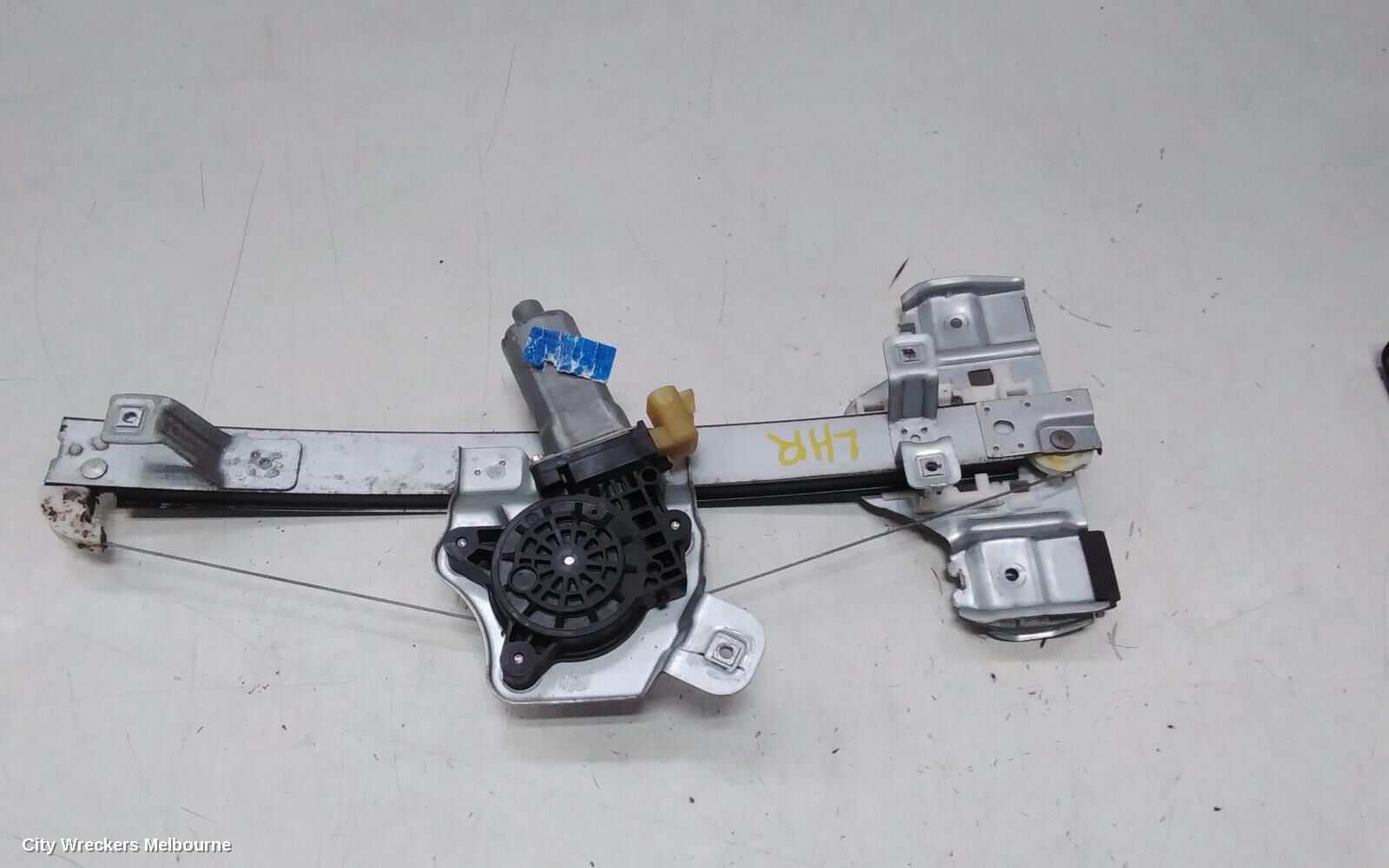 HOLDEN COMMODORE 2015 Left Rear Wnd Reg/Motor