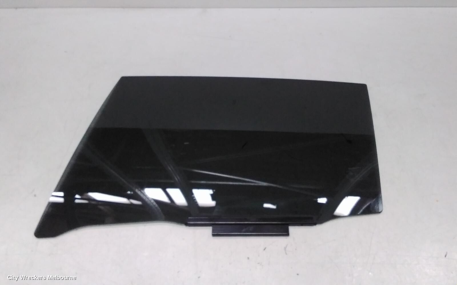 SUBARU XV 2021 Left Rear Door Window