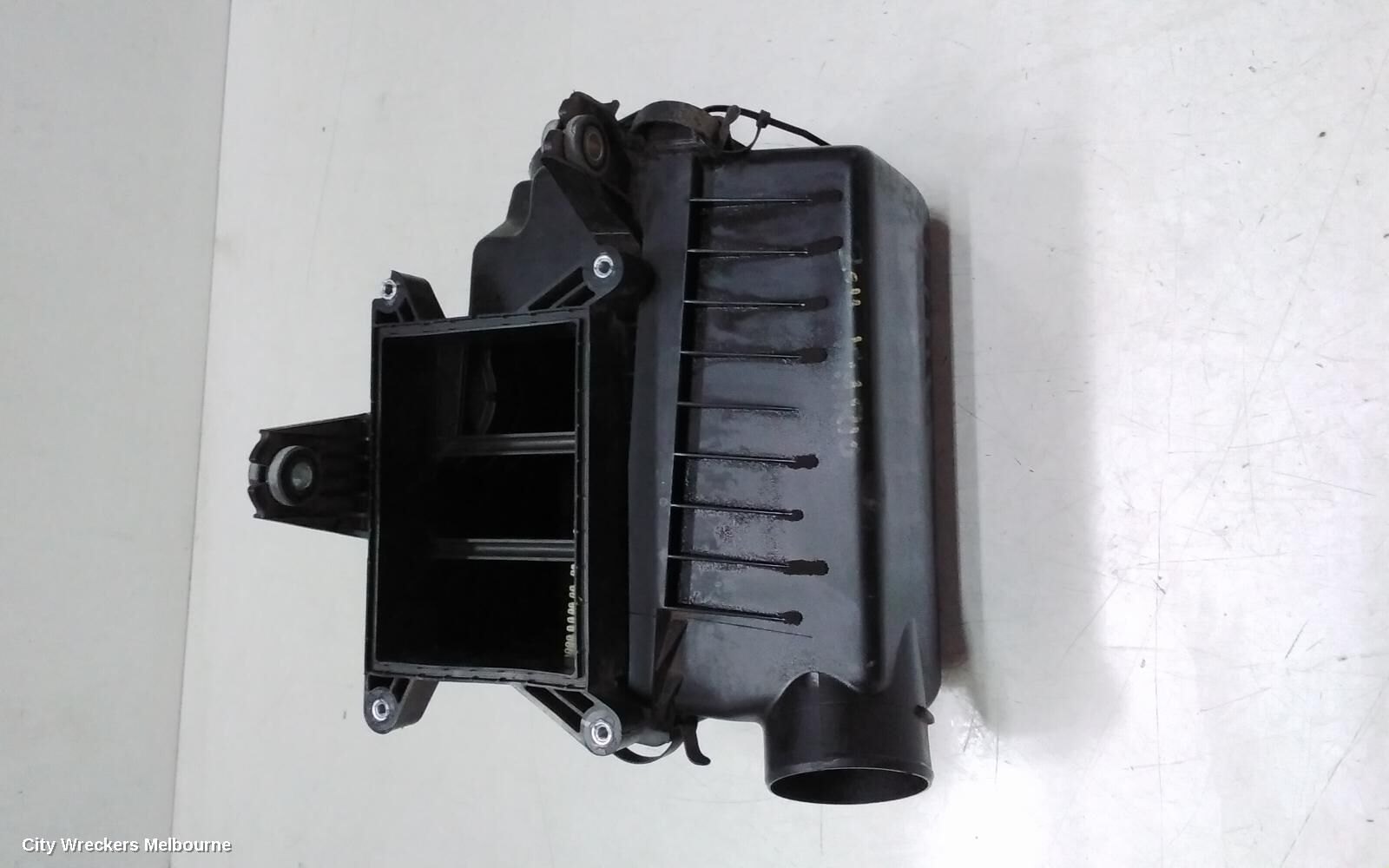 KIA RIO 2011 Air Cleaner/Box