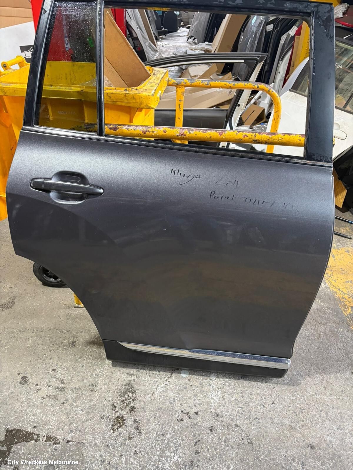 TOYOTA KLUGER 2011 RIGHT_REAR_DOOR_SLIDING