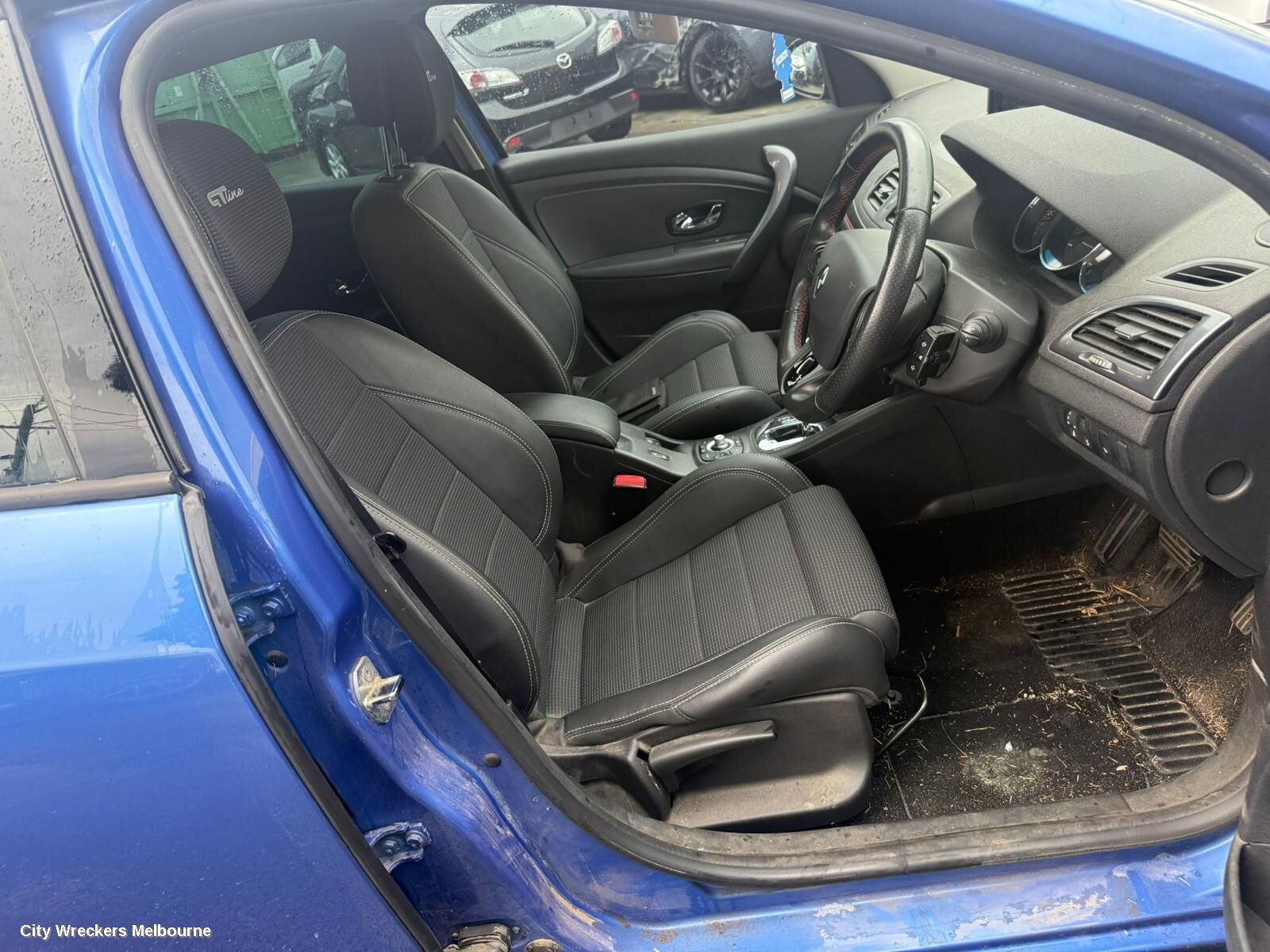 RENAULT MEGANE 2015 Headrest