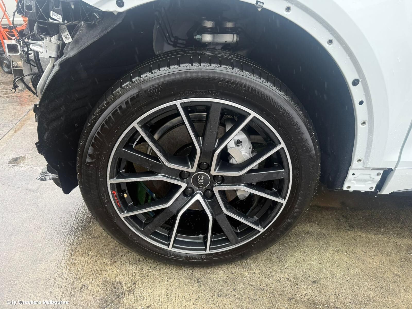AUDI Q5 2024 Wheel Mag