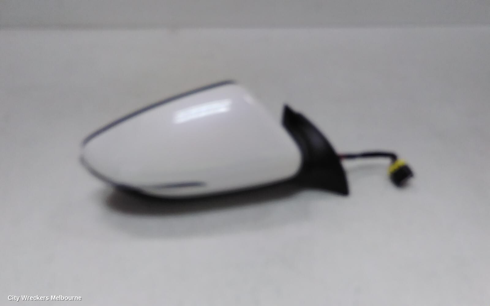 KIA CERATO 2018 Right Door Mirror