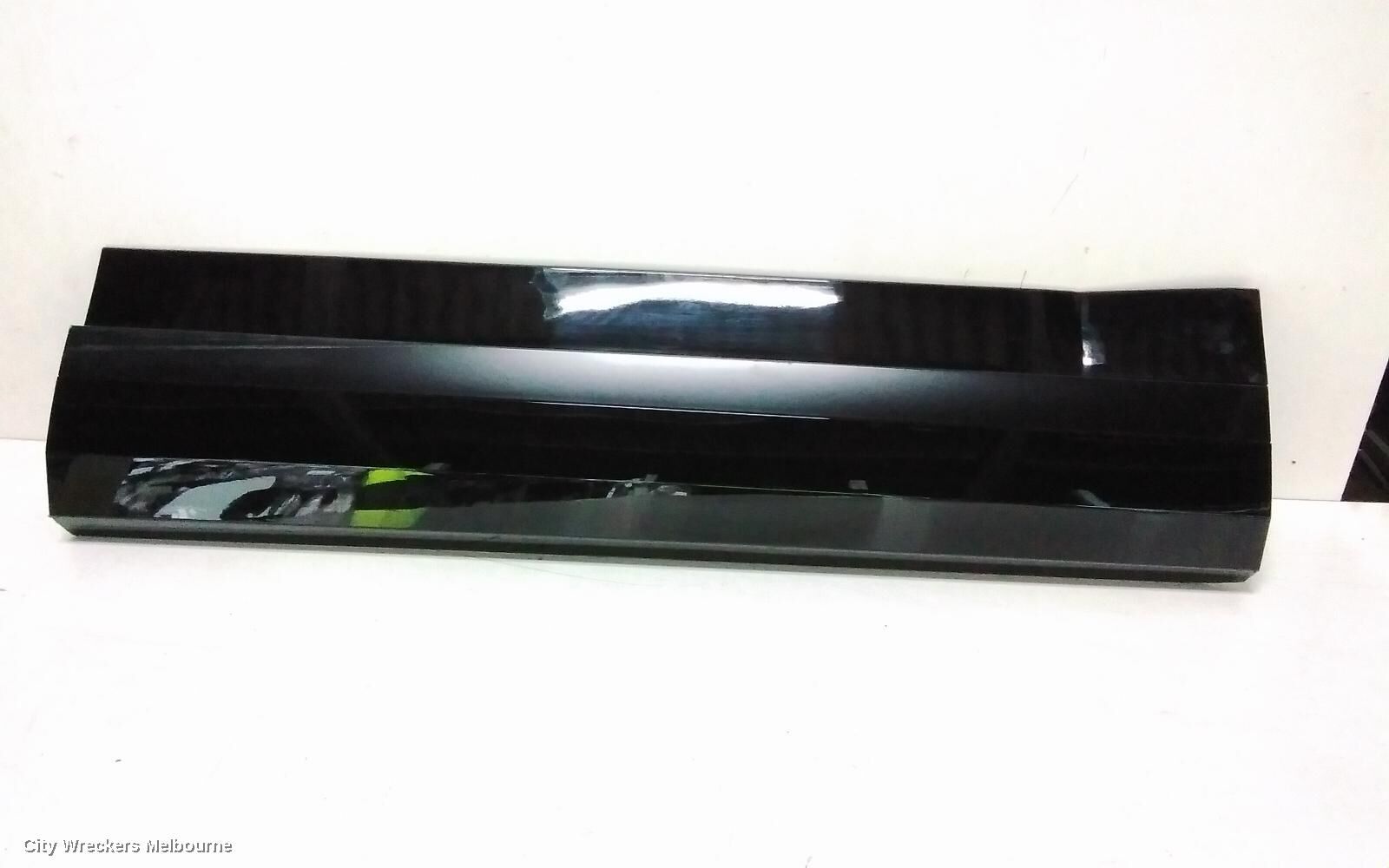 HYUNDAI SANTA FE 2024 Body/Door Mould