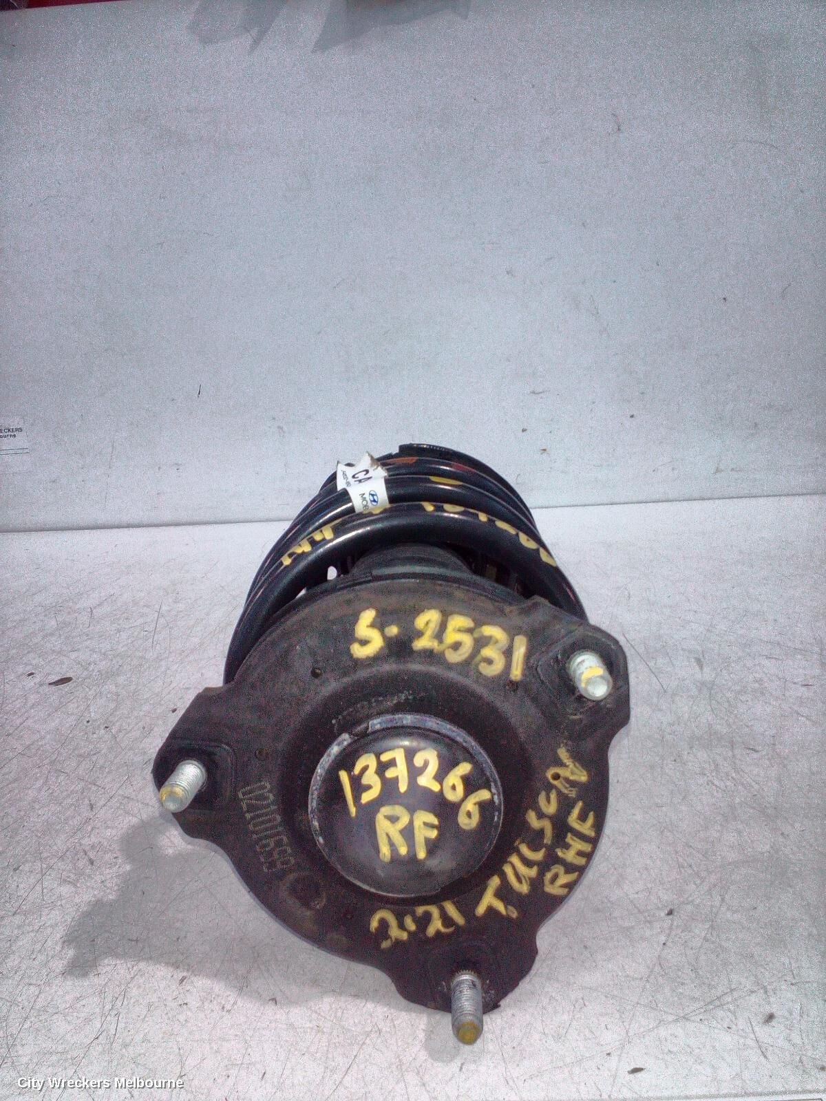 HYUNDAI TUCSON 2021 Right Front Strut