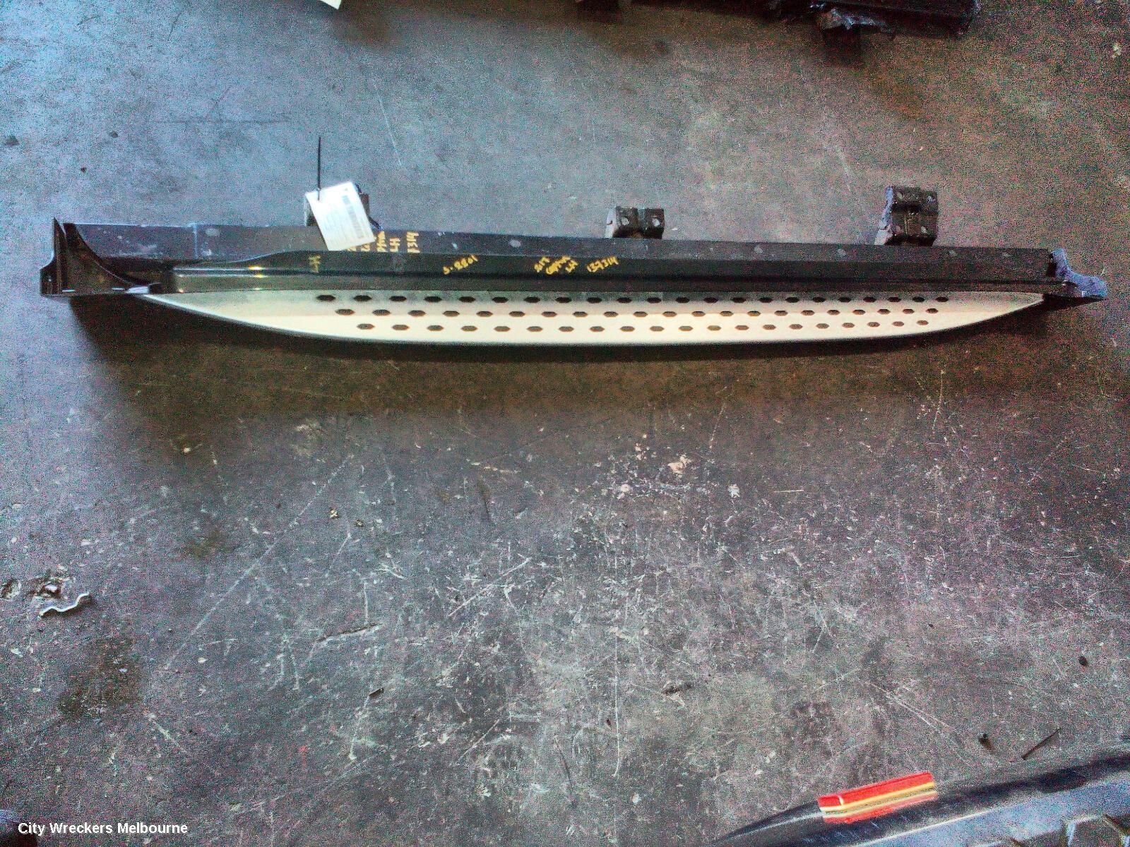 HOLDEN CAPTIVA 2017 Side Step/Skirt