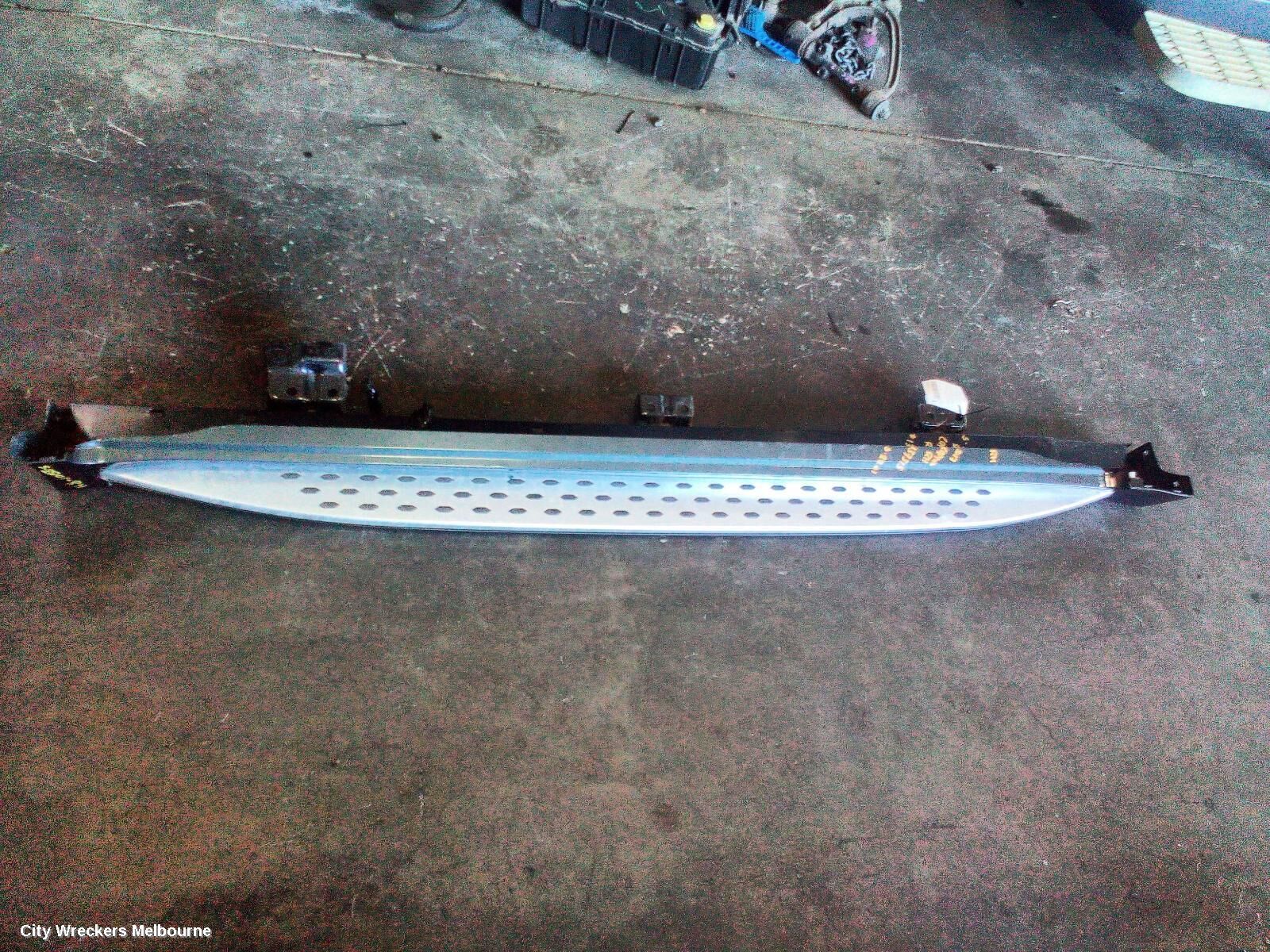 HOLDEN CAPTIVA 2017 Side Step/Skirt