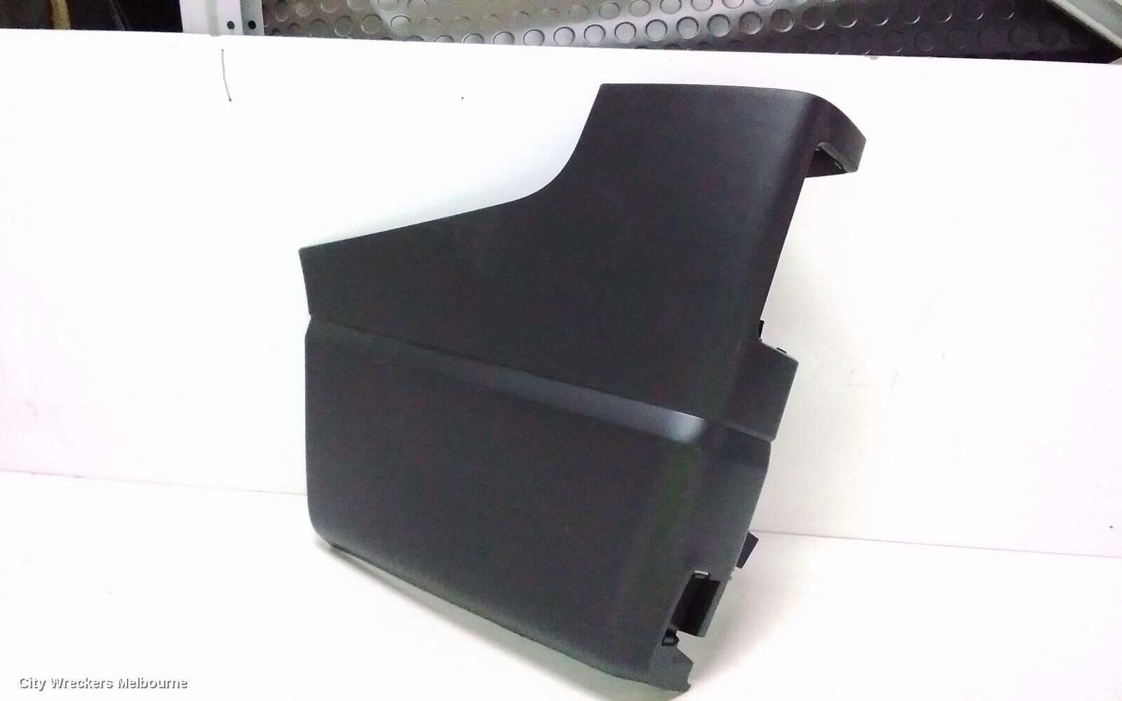 RENAULT TRAFIC 2022 Rear Bumper