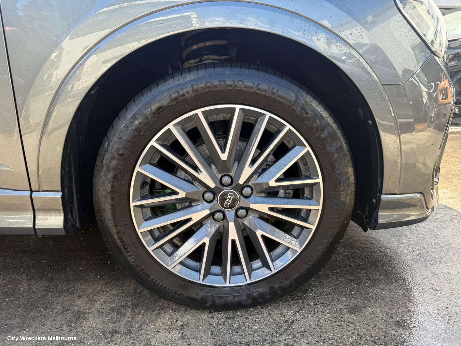 AUDI Q3 2023 Wheel Mag