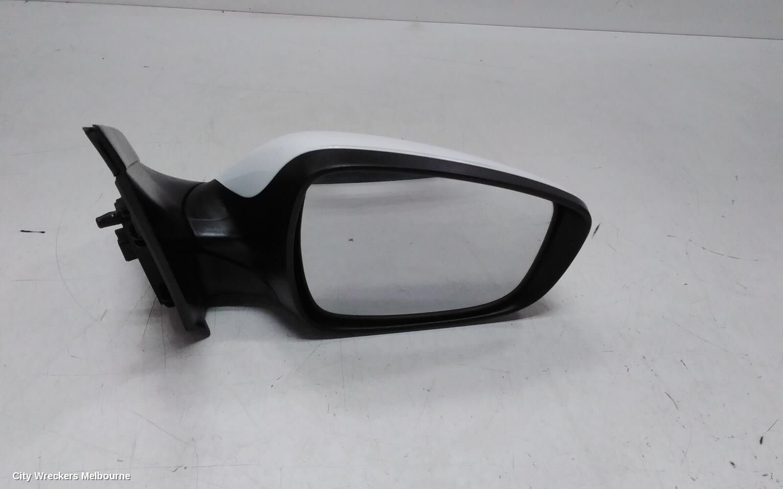 HYUNDAI ACCENT 2015 Right Door Mirror