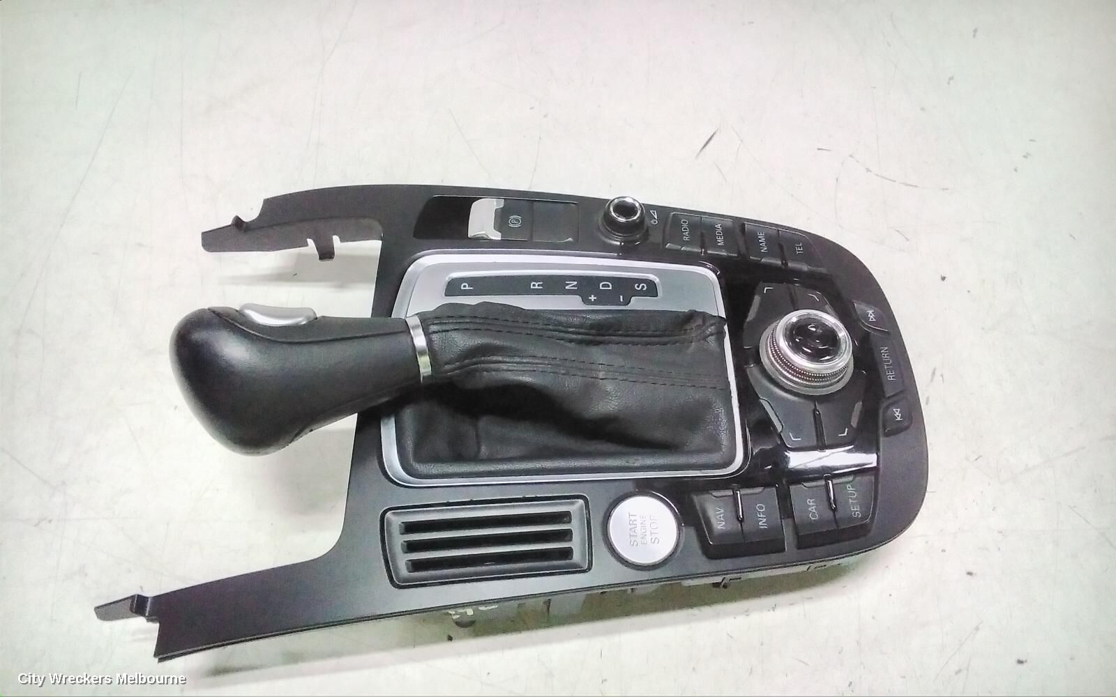 AUDI Q5 2012 Radio/Cd/Dvd/Sat/Tv