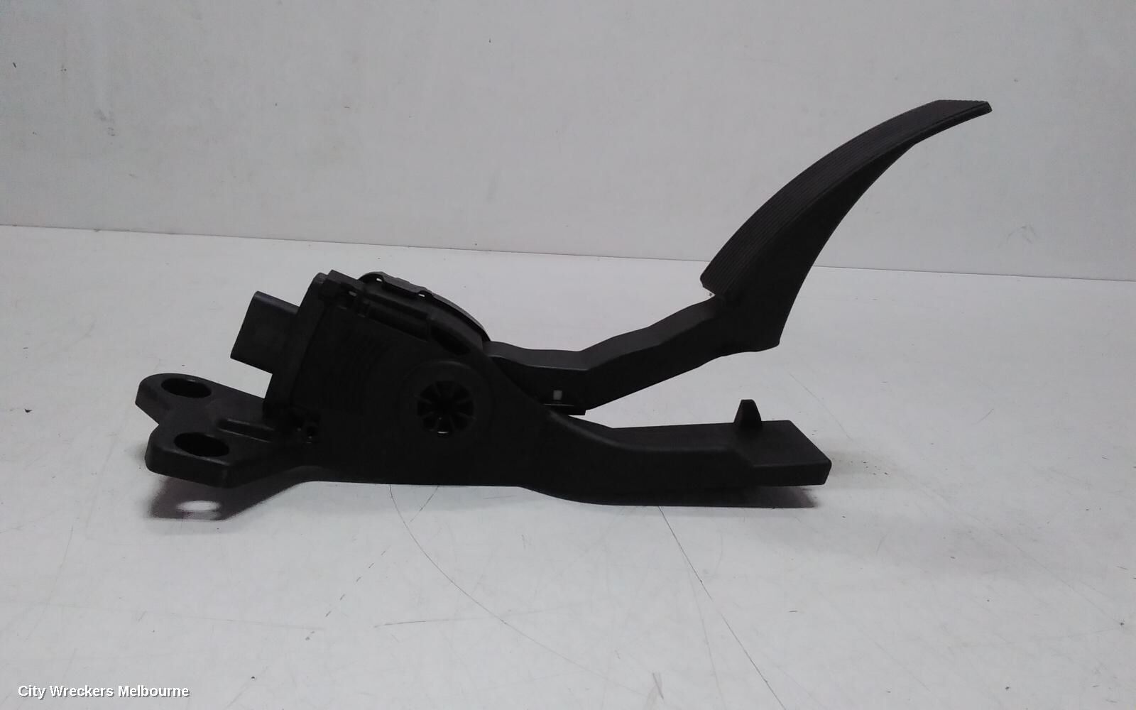 MERCEDES M CLASS 2013 Pedal Assembly
