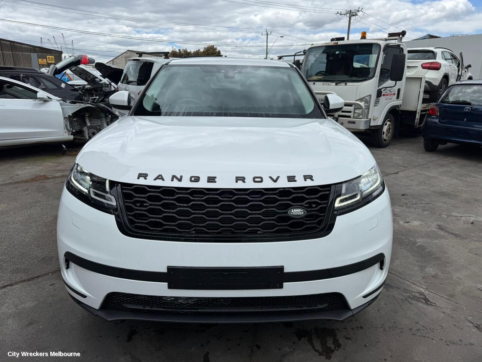 LAND ROVER RANGEROVER VELAR 2017 Right Guard Liner