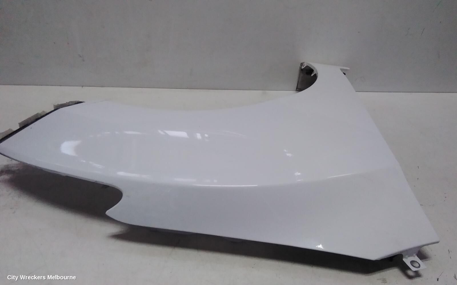 HYUNDAI I30 2016 Right Guard