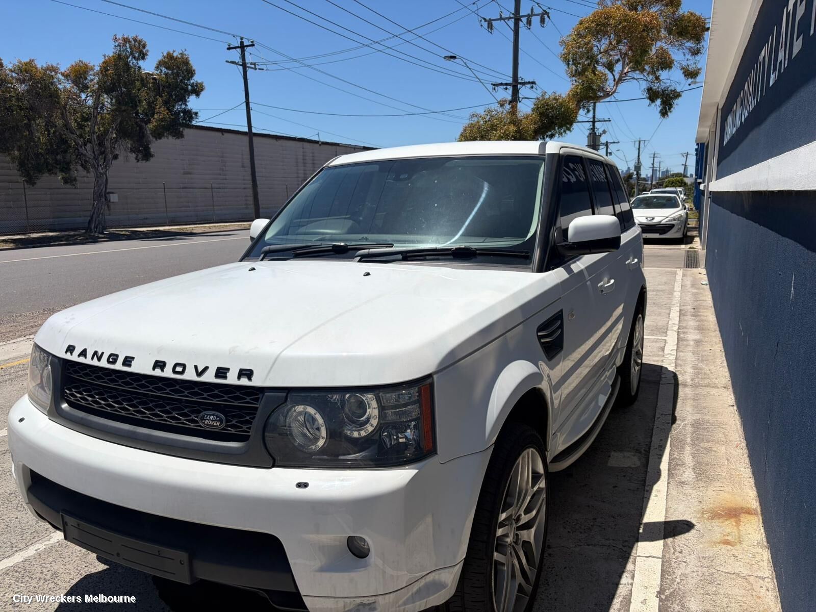 LAND ROVER RANGEROVER SPORT 2011 Front Bumper