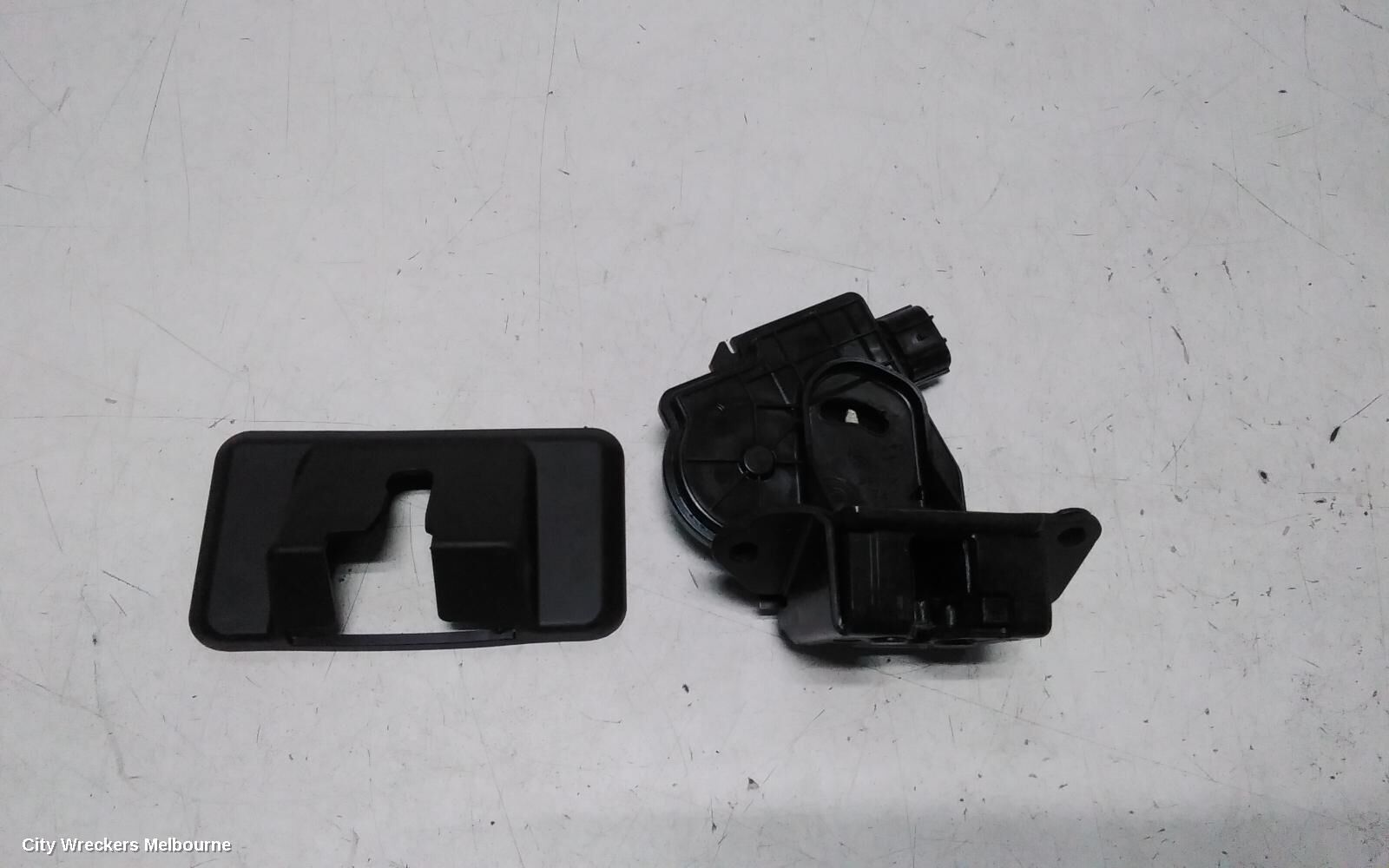 TOYOTA ESTIMA 2008 Door/Boot/Gate Lock