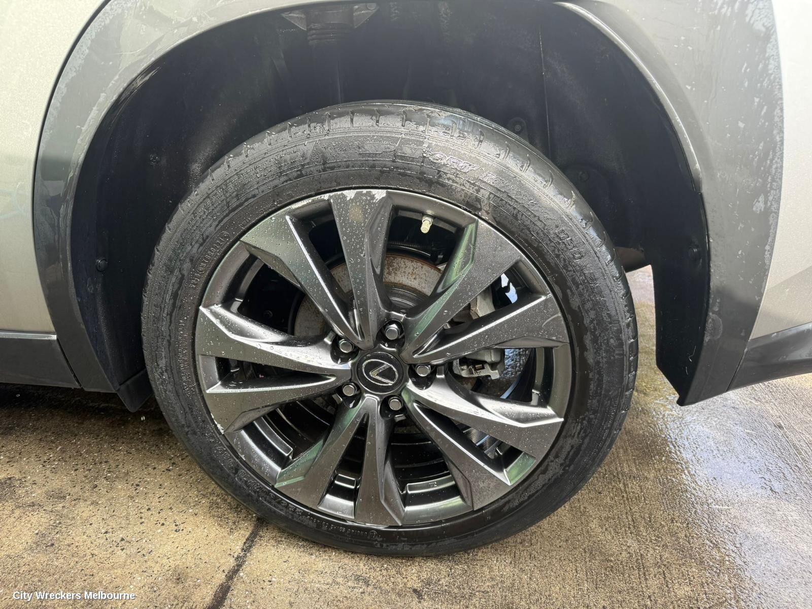 LEXUS UX 2021 Wheel Mag