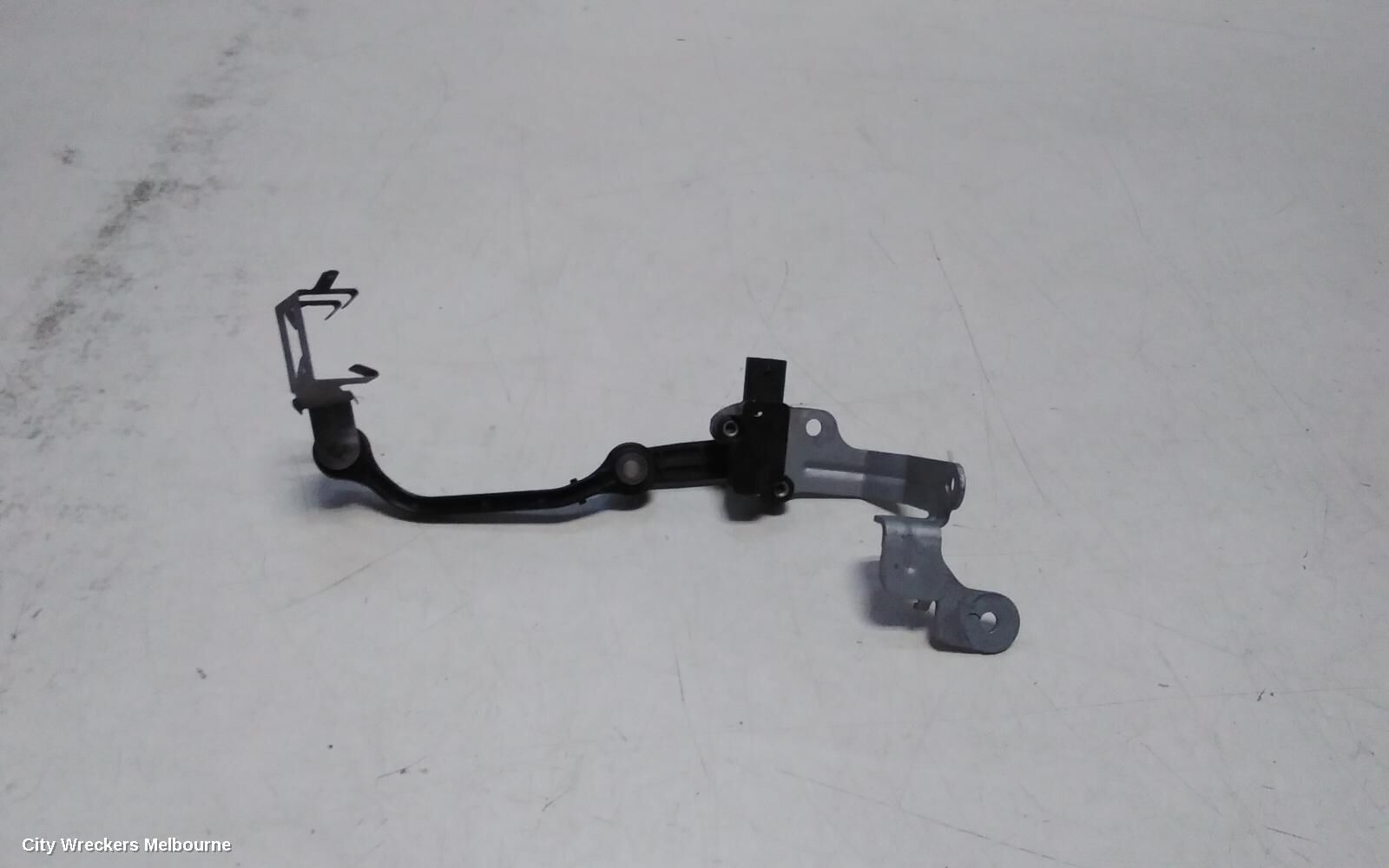 MERCEDES EQA 2024 Misc Switch/Relay