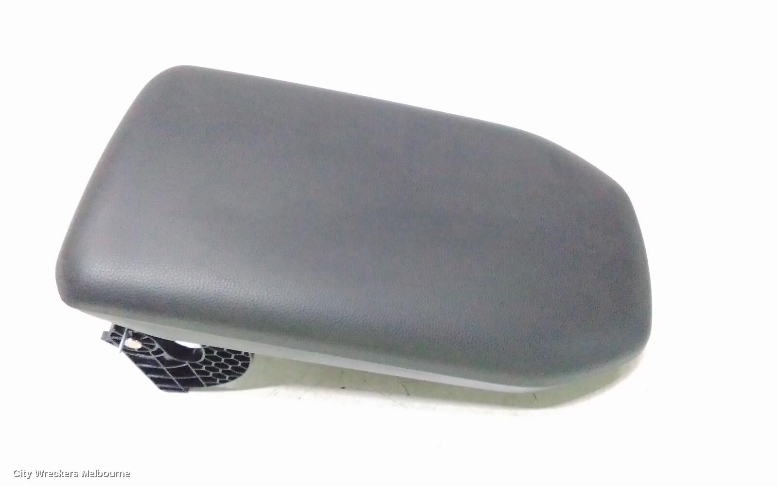 TOYOTA RAV4 2022 Console