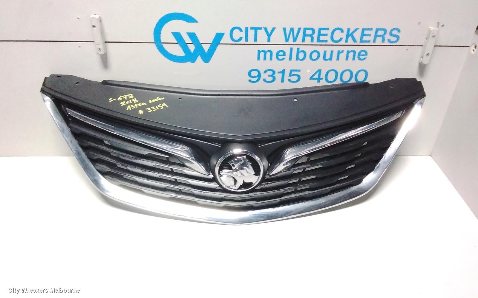 HOLDEN ASTRA 2018 Grille