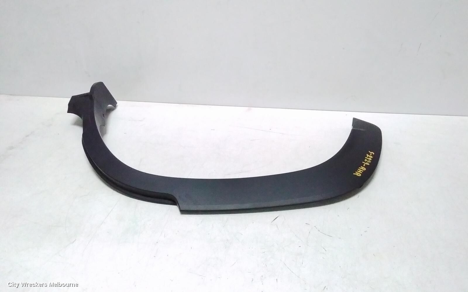 TOYOTA COROLLA CROSS 2023 Wheel Arch Flare