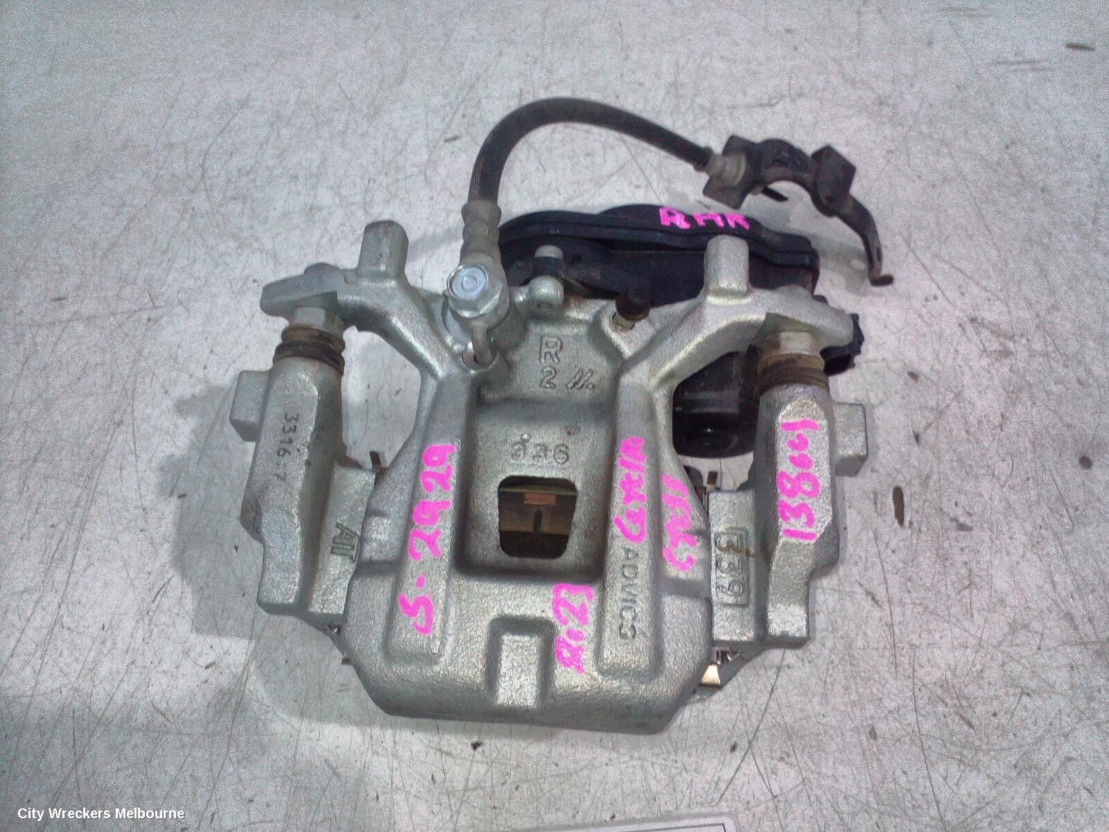 TOYOTA COROLLA CROSS 2023 Caliper