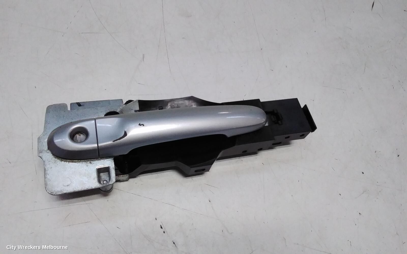 NISSAN JUKE 2015 Door Handle