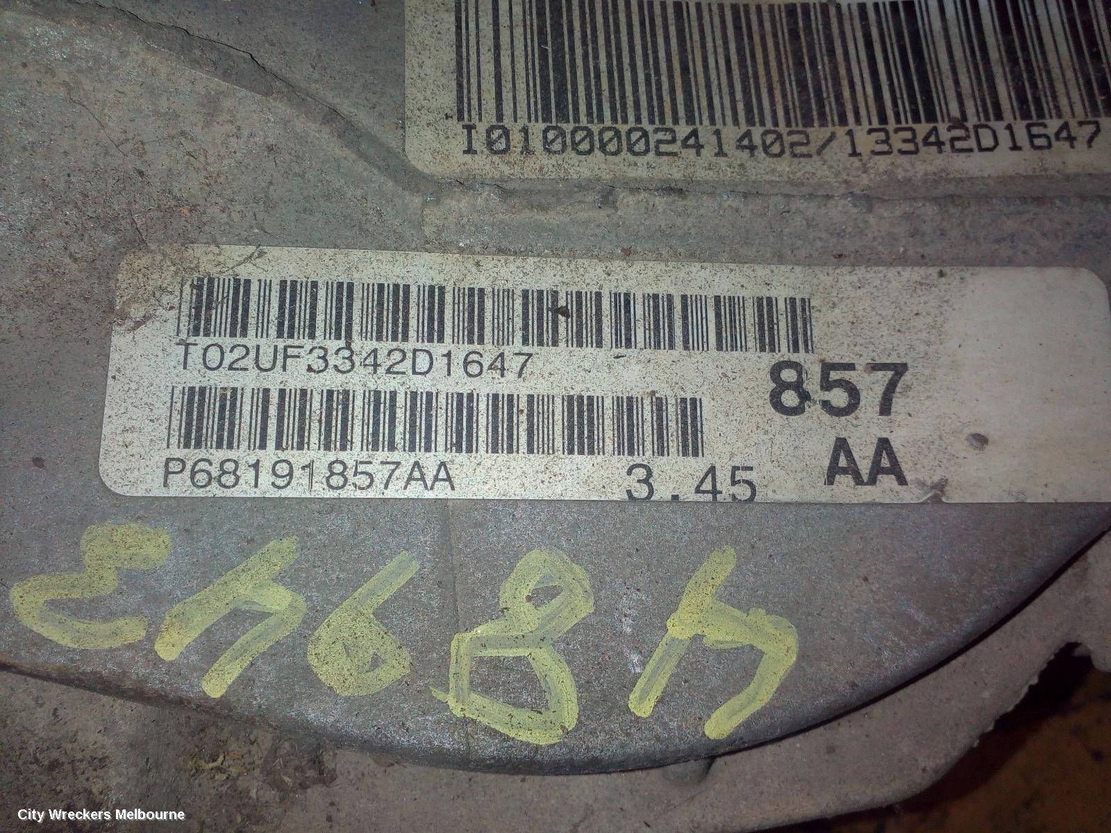 JEEP GRANDCHEROKEE 2013 Differential Centre