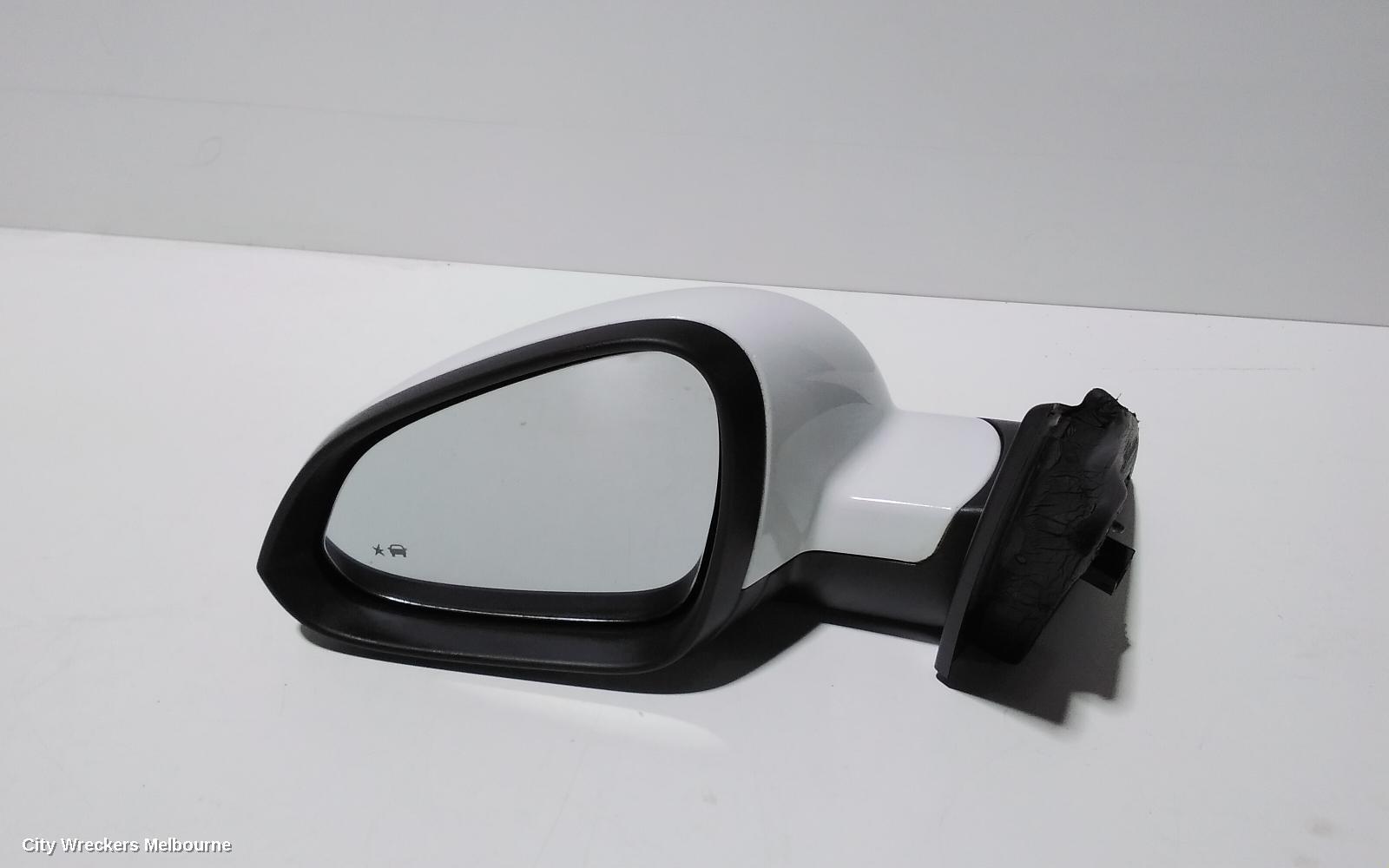 HOLDEN INSIGNIA 2015 Left Door Mirror