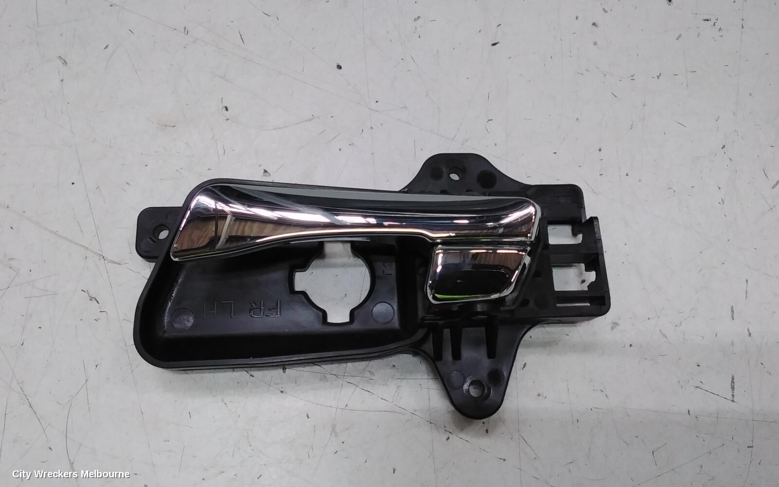 HYUNDAI I30 2010 Door Handle
