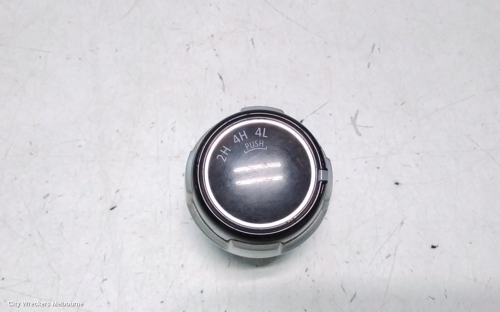 MITSUBISHI TRITON, 4WD SWITCH, EASY SELECT, MQ-MR, 03/15-10/23