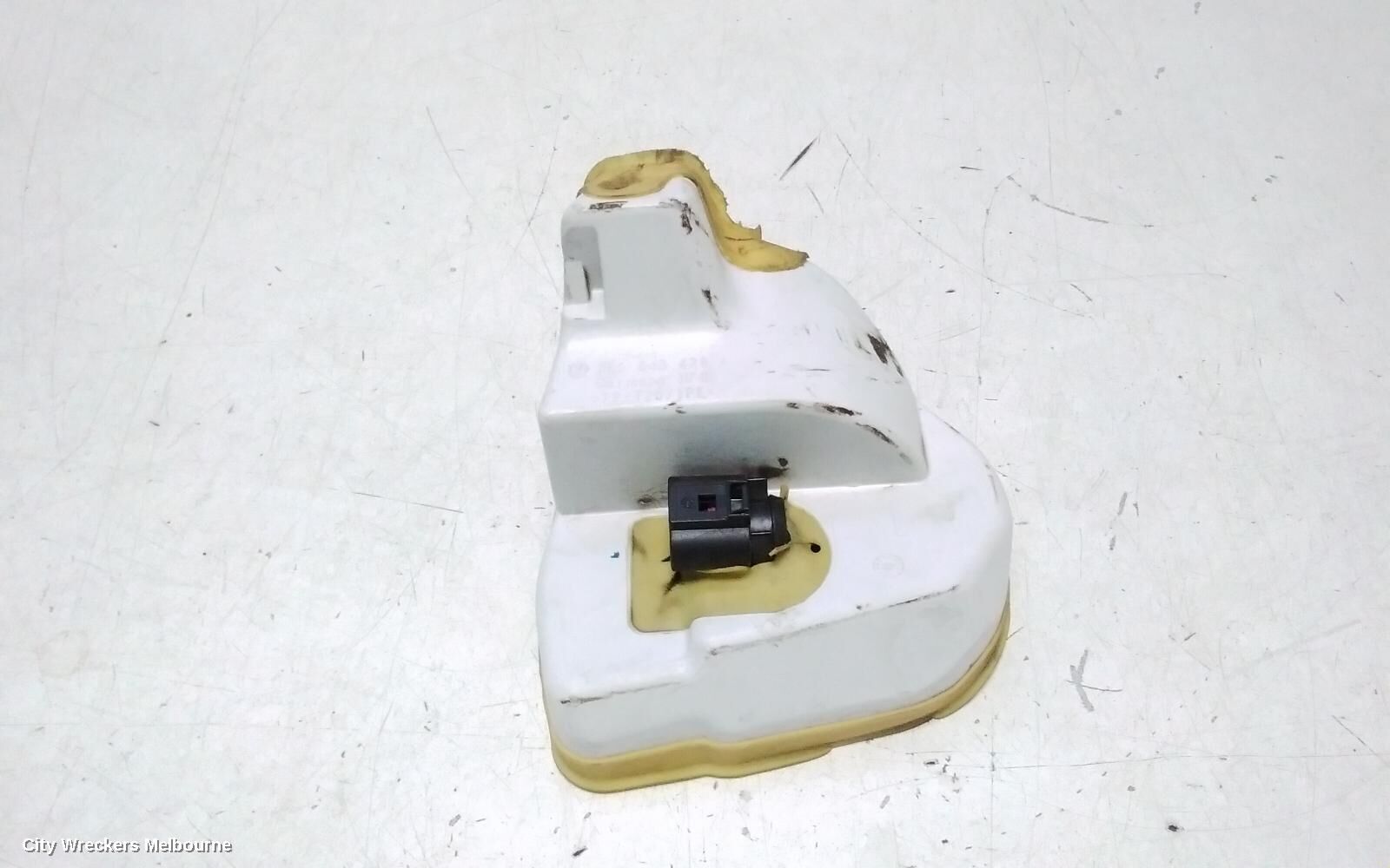 VOLKSWAGEN CADDY 2016 Door/Boot/Gate Lock, LEFT REAR DOOR LOCK, 2KN, 07/15-02/21