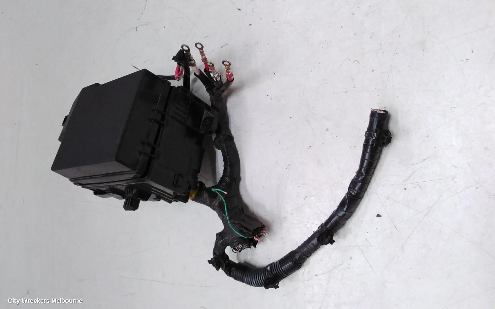 MITSUBISHI PAJERO 2020 Fuse Box