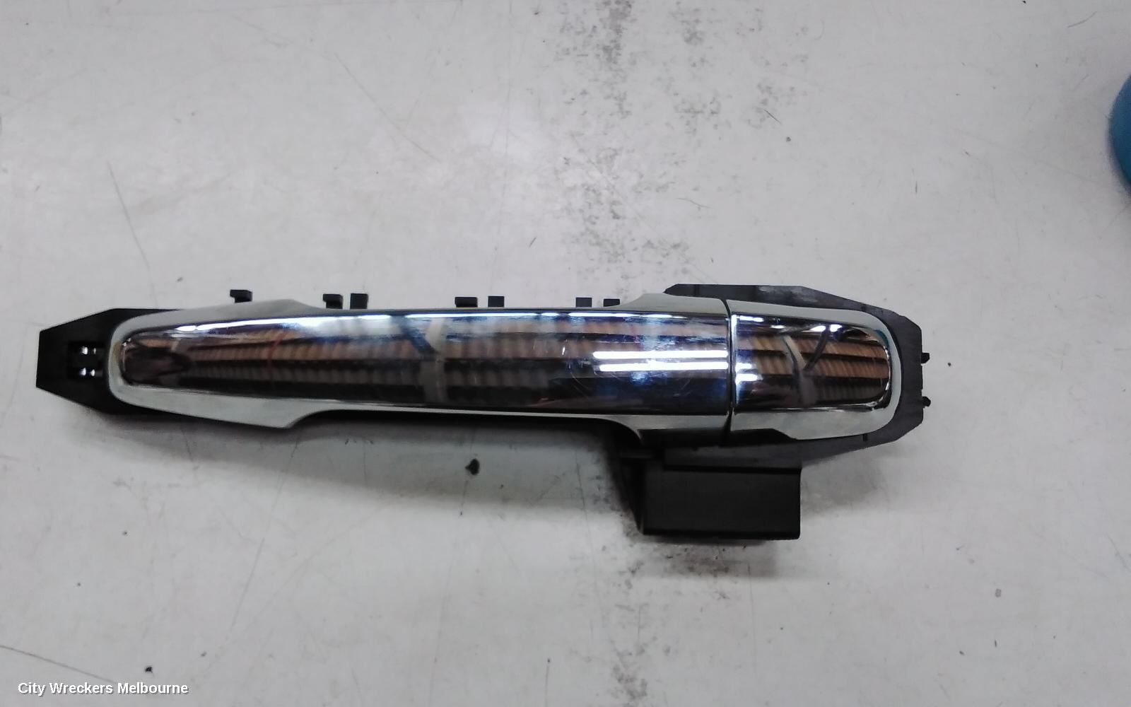 MITSUBISHI PAJERO 2020 Door Handle