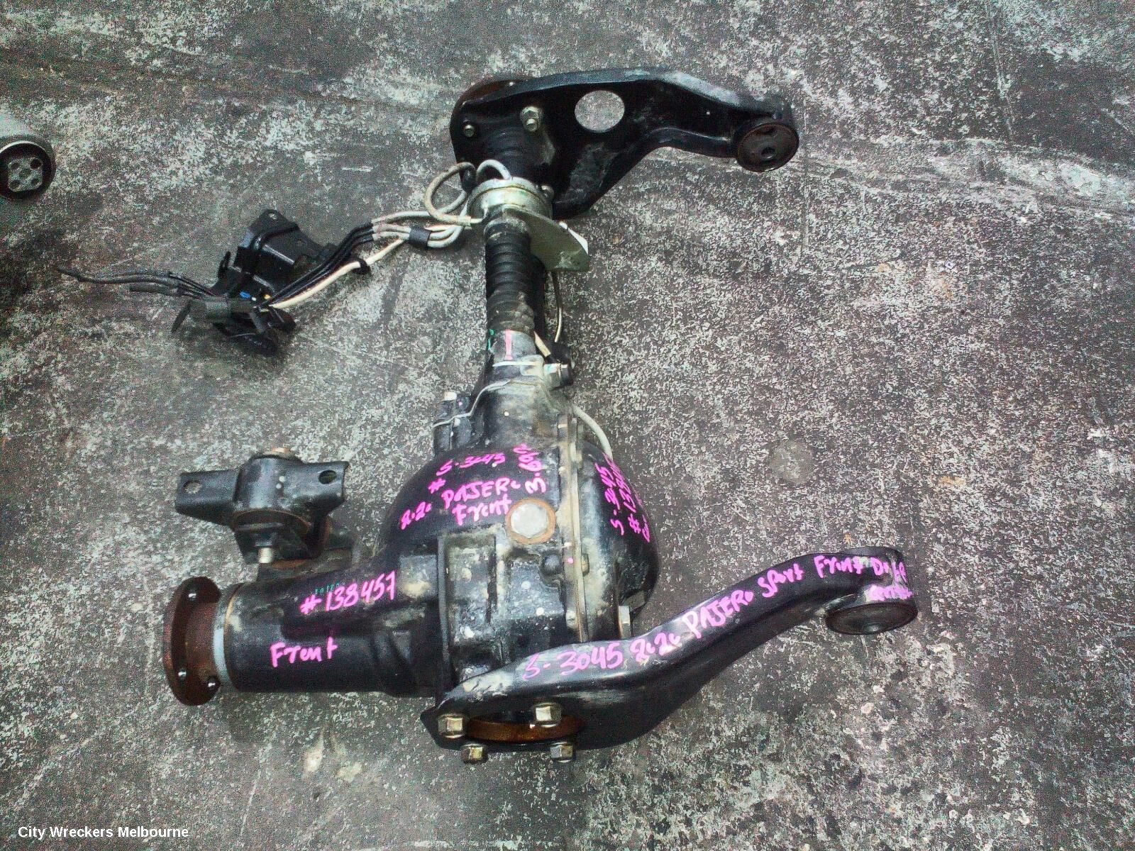 MITSUBISHI PAJERO 2020 Differential Centre