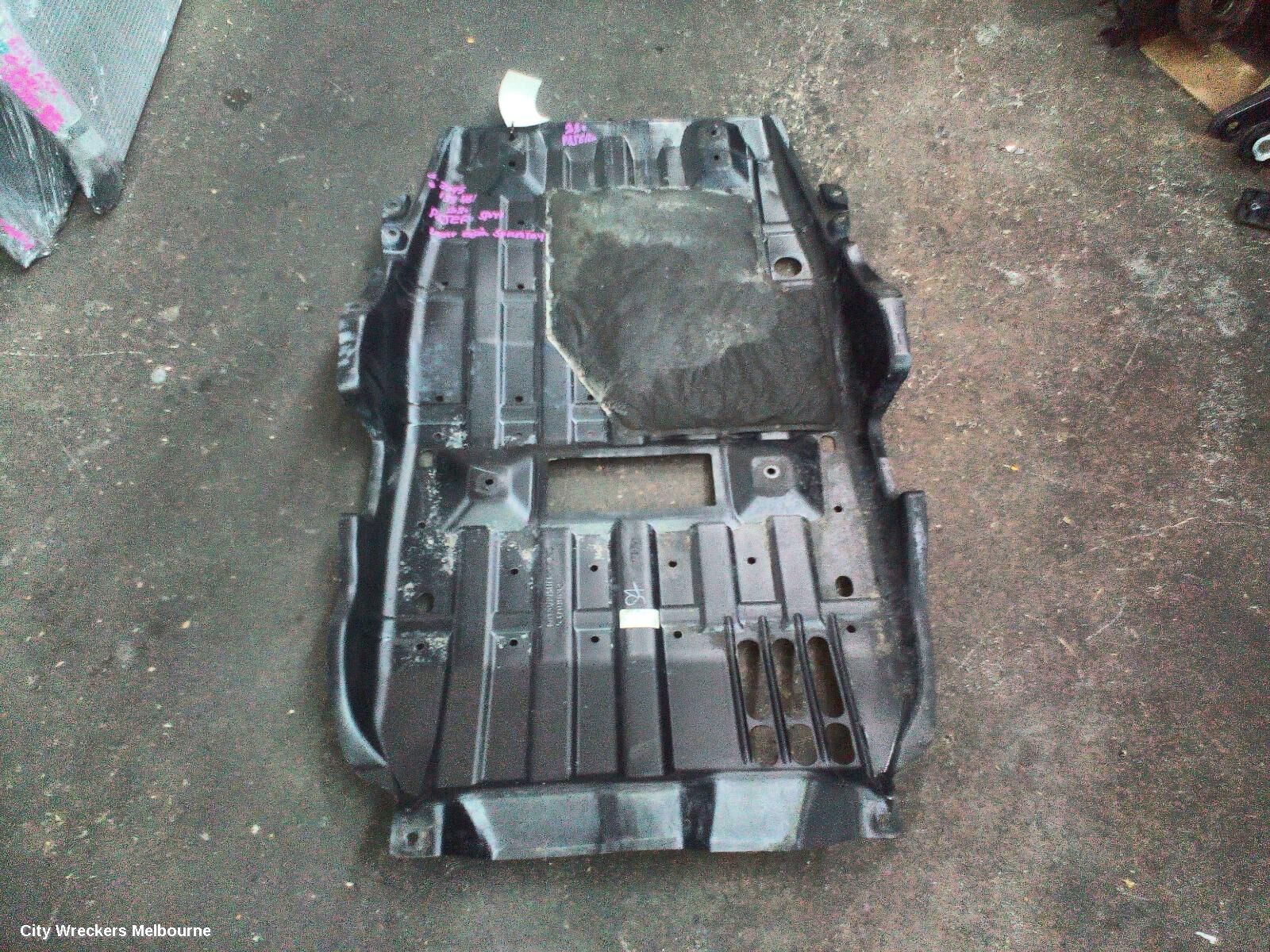 MITSUBISHI PAJERO 2020 Trim Panel