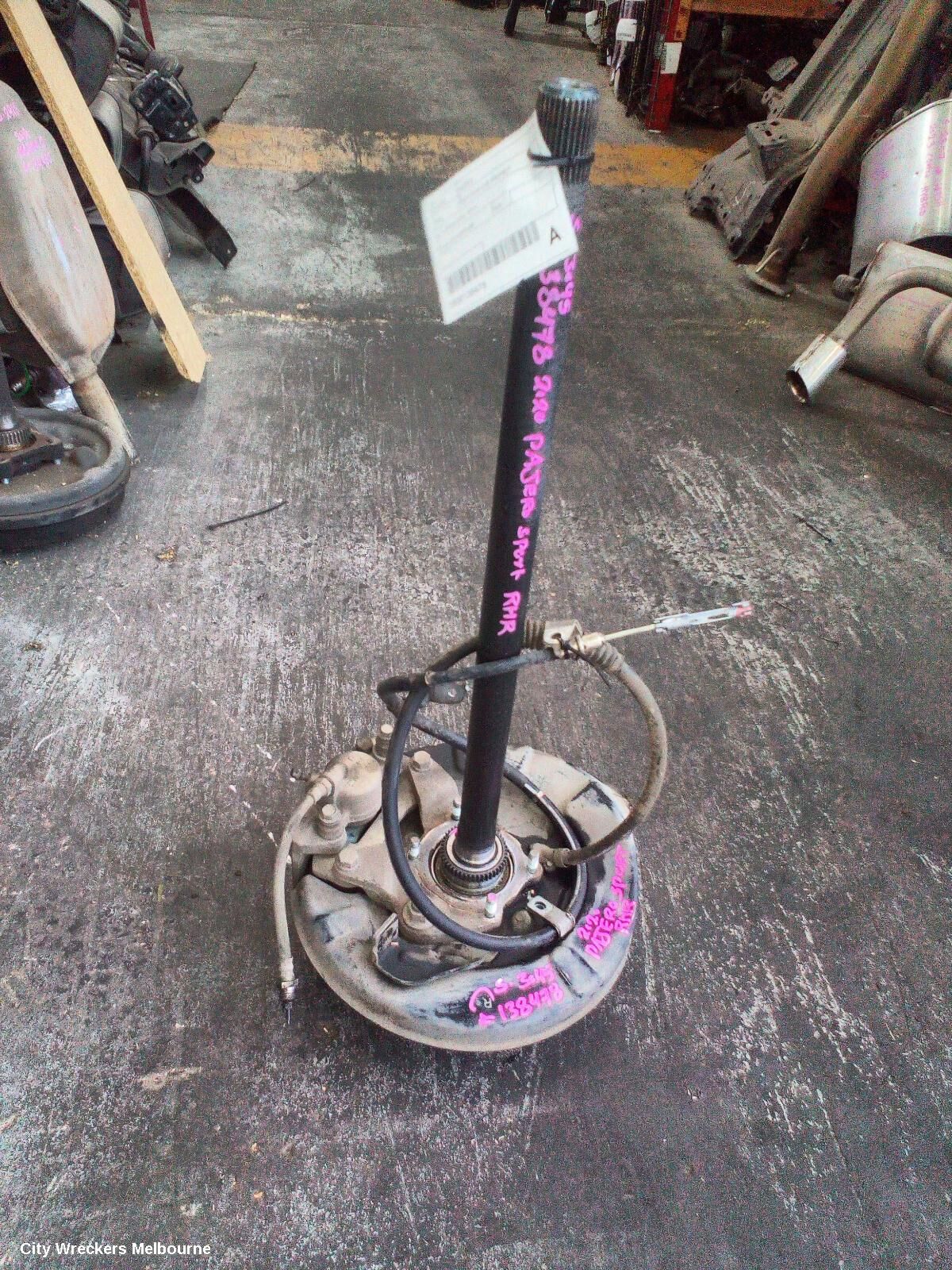 MITSUBISHI PAJERO 2020 Right Rear Hub Assembly